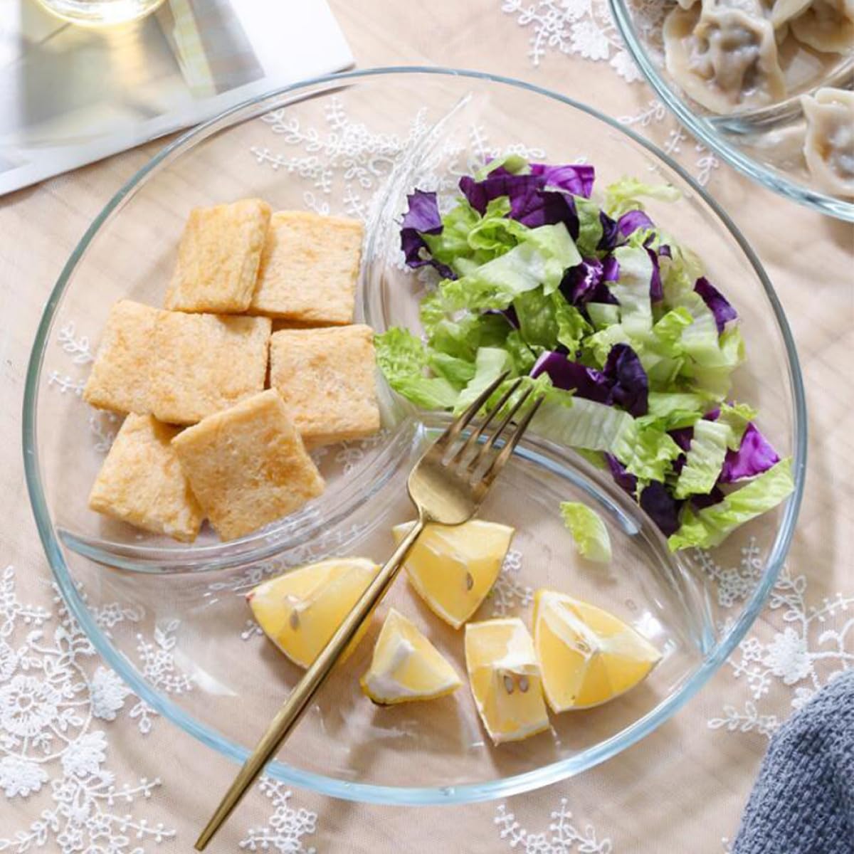 Toyvian Piatto da Servizio in Vetro Temperato Trasparente Tripartito per Snack e Dessert, Superficie Liscia e Graffi, Consigliato per Feste e Momenti di Relax Domestici