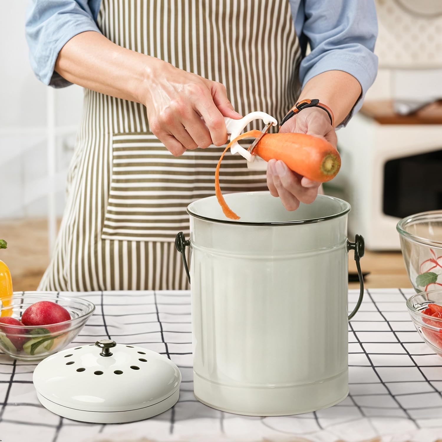 Plexon Kitchen Compost Bin Indoor with Lid, Off-White 1.5 Gallon Odorless Container, Steel Food Compost Bucket for Kitchen with Charcoal Filter, Compost Pail Countertop