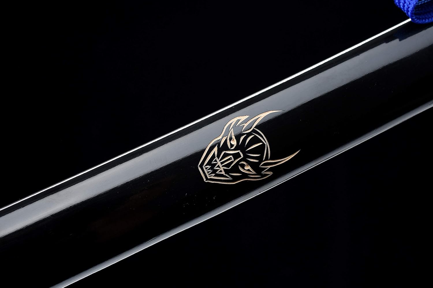 Handmade Real Full Tang Japanese Samurai Katana Sword Forged 1095 Steel with Blue Color Steel Blade and Engraved Wood Scabbard (Blue Blade)