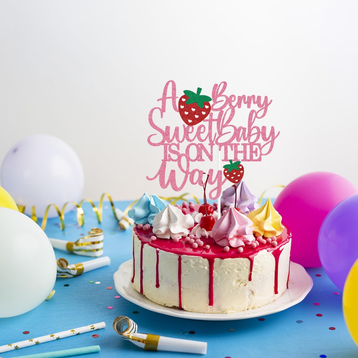 A Berry Sweet Baby is on the Way ケーキトッパー、ウェルカムベイビーケーキ装飾、ストロベリーテーマベ
