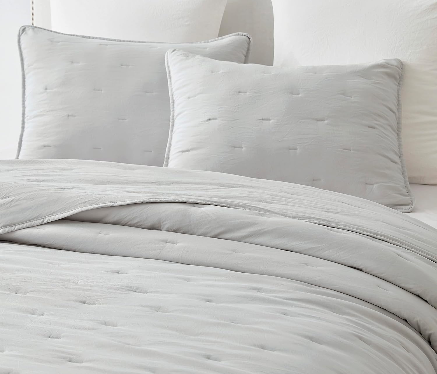 Chezmoi Collection Marie 3-Piece Line Stitch Embroidery Quilt Set - Soft Washed Microfiber Lightweight Comforter Set Quilted Bedspread Coverlet Set (King, Light Gray)