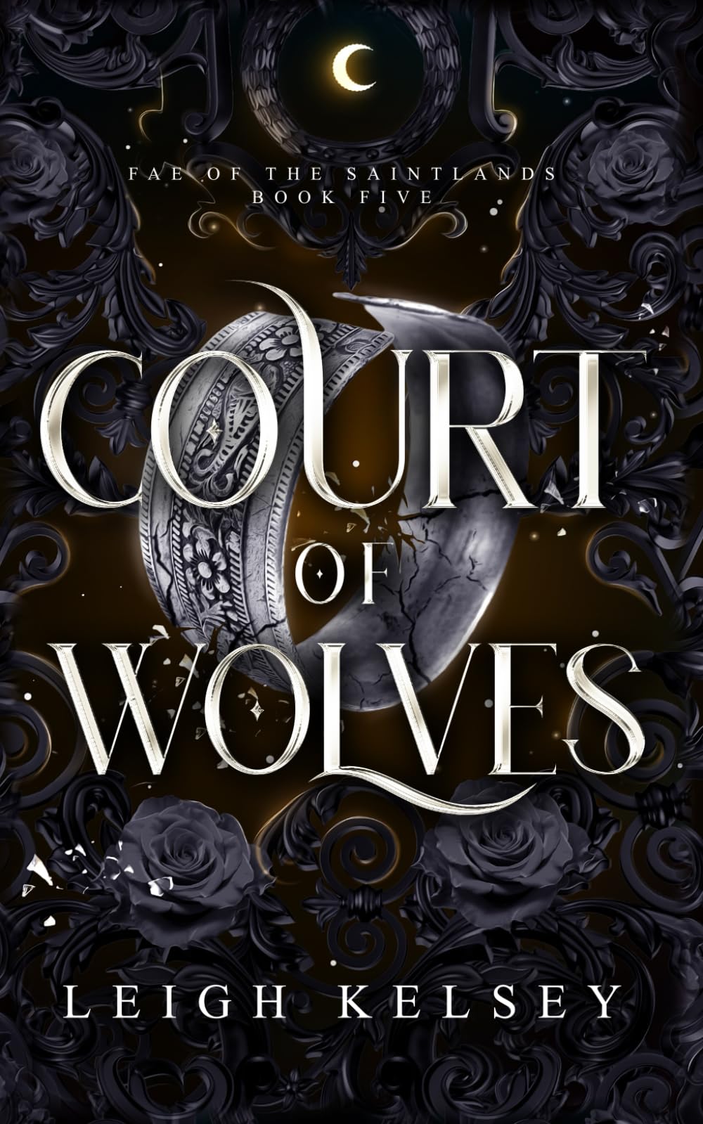 Court of Wolves: A Fated Mates Fantasy Romance (Fae of The Saintlands)