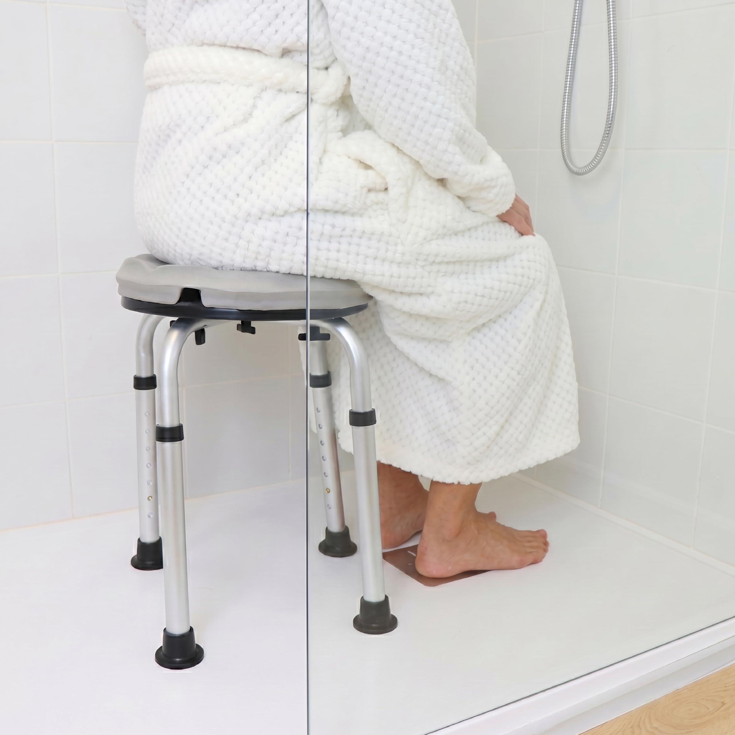 KMINA Cuscino Rotondo per Sgabello Doccia, Imbottito Impermeabile, Seduta Antiscivolo per Sedia o Sedile da Bagno - Prodotto in Europa