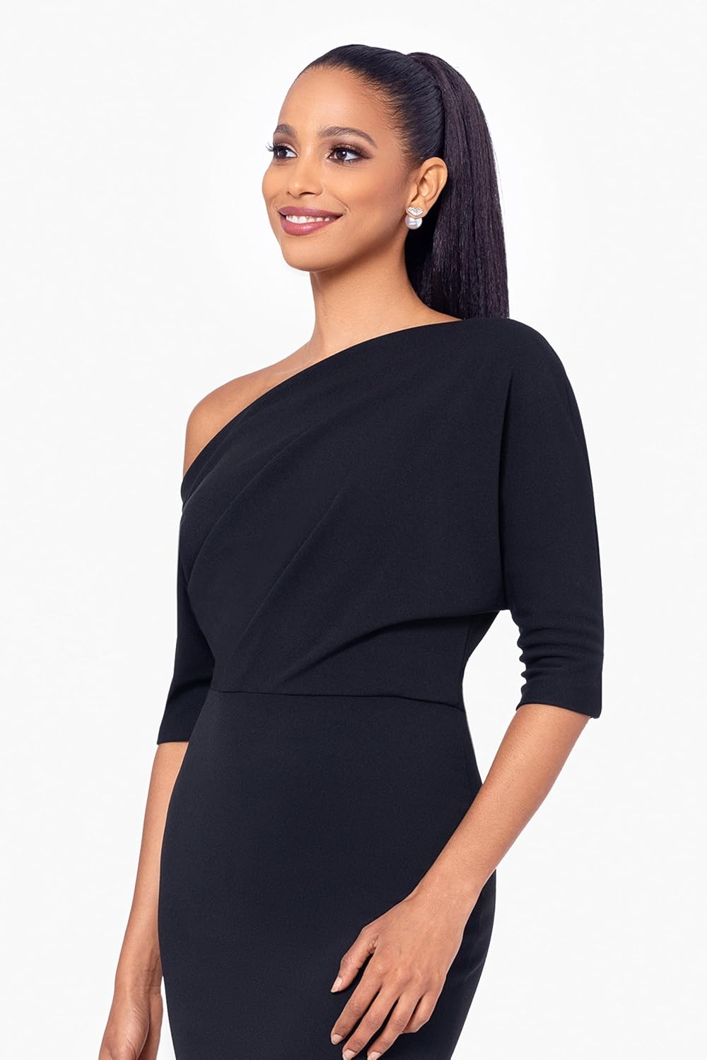 Betsy & Adam Women's Long One Sleeve Off Shoulder Scuba Crepe Sheath Gown, Black, 6 - Image 4