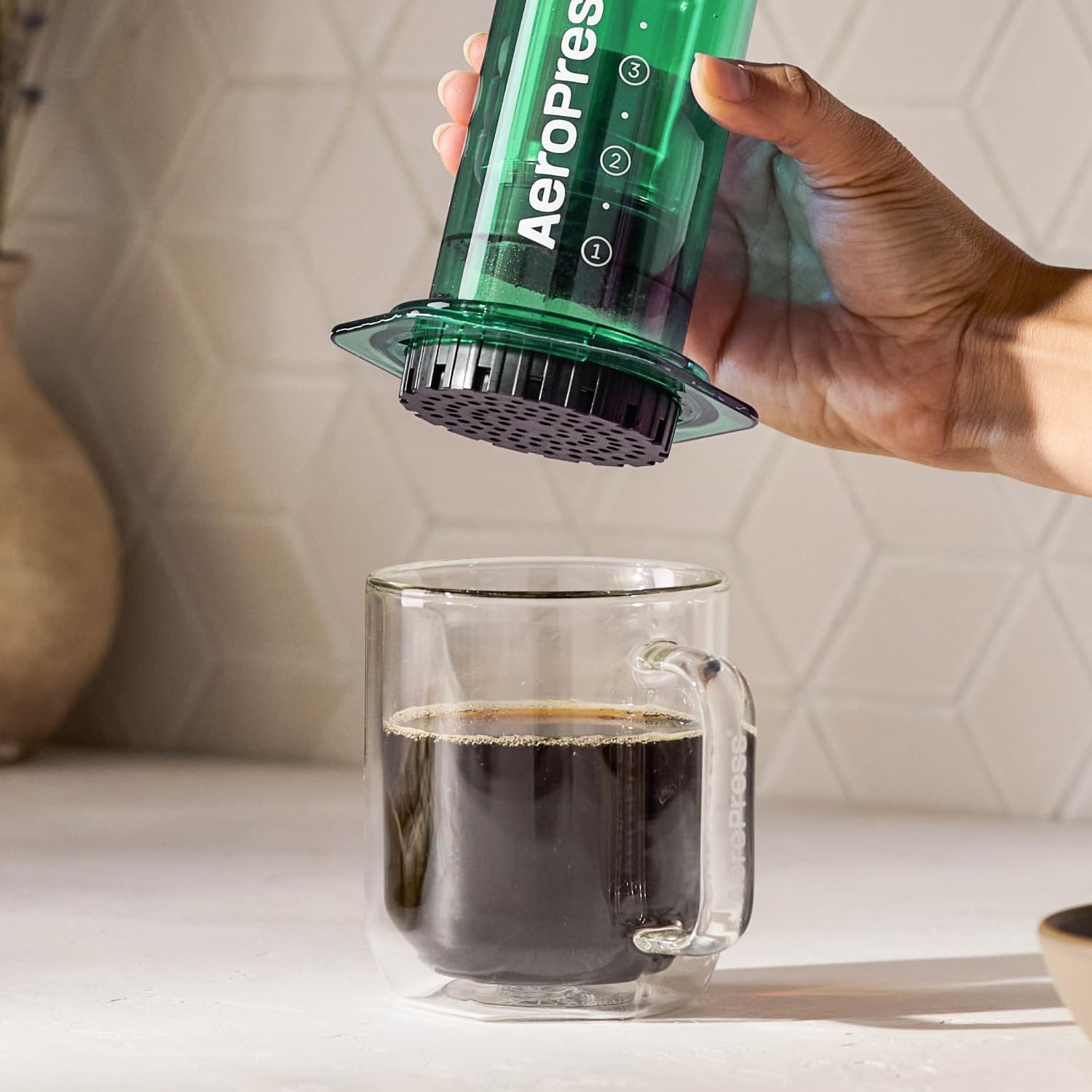エアロプレス緑　Green Amazon.com: AeroPress Clear Green Coffee Press – 3 In 1 Brew
