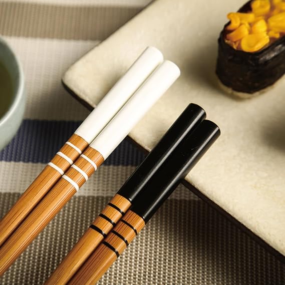 Bamboo Chopsticks, 2 Pairs Japanese Reusable Chopsticks with Ceramic Panda Rest, Chopstick Gift Set for Asian Dishes Sushi Rice Noodles, Elegant Gift for Food Lovers