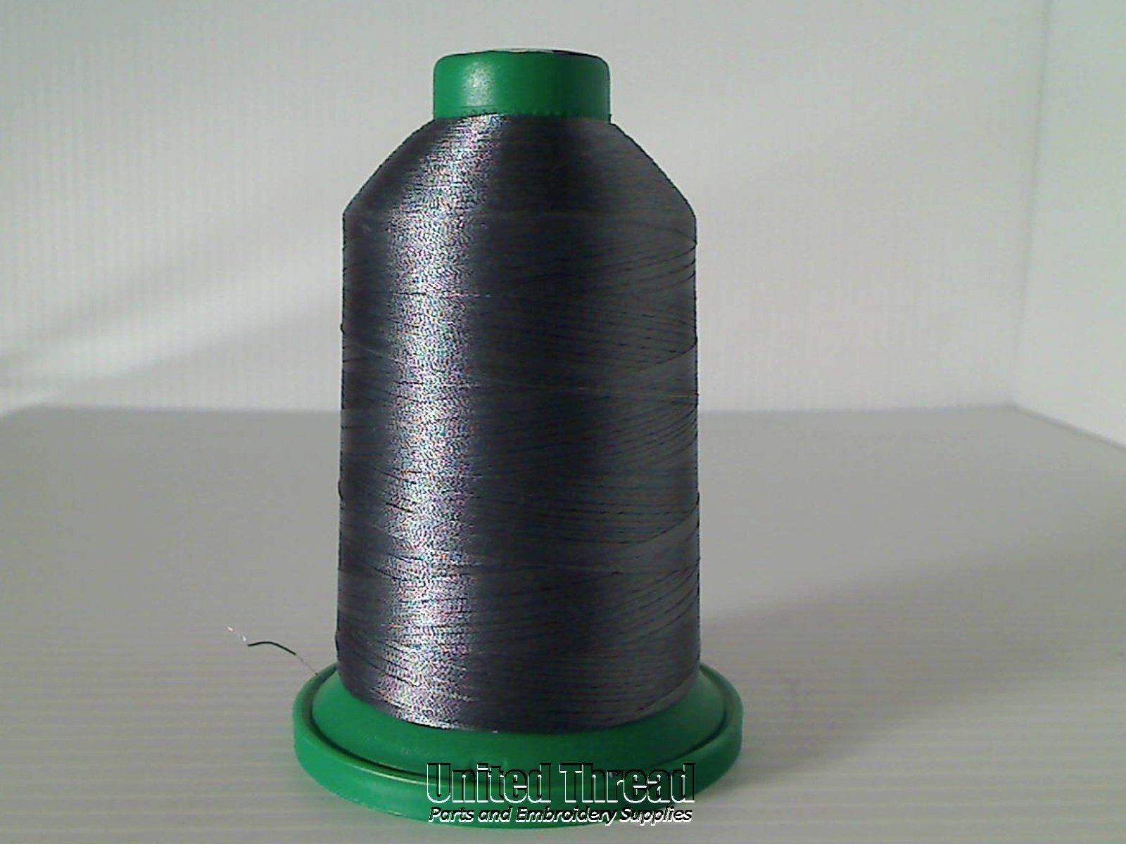 Isacord Embroidery Thread Thread 5000M color 0112