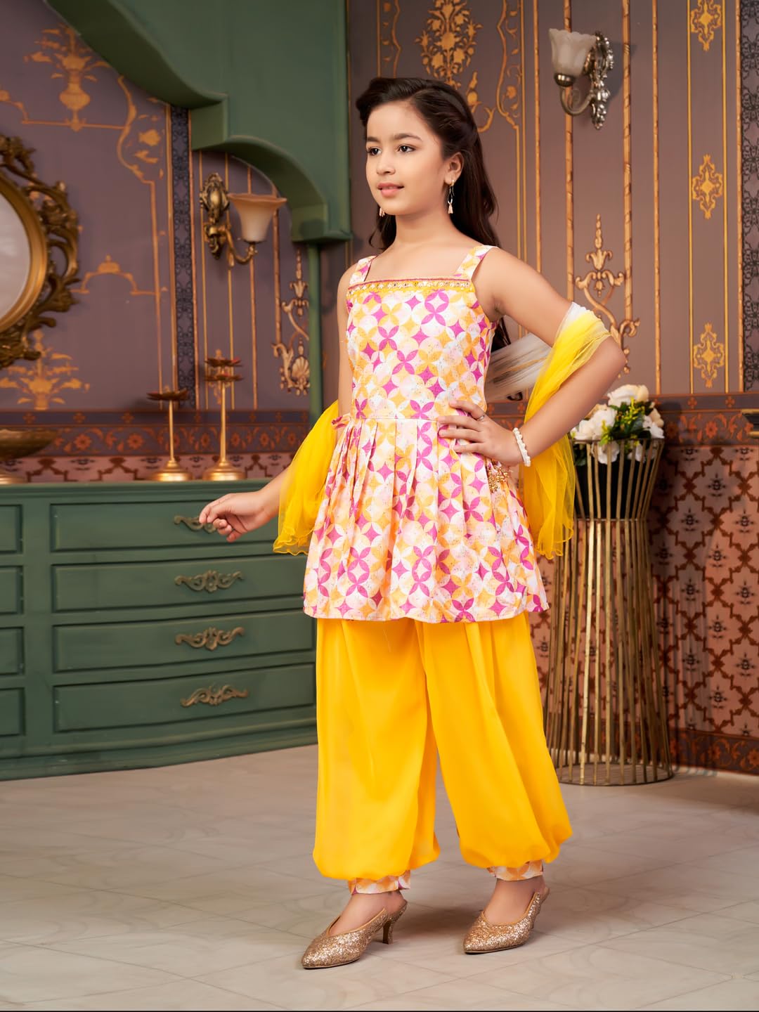 Aarika Girls Ethnic Wear Yellow Colour Beads Embroidery Cotton Blend Kurti Patiala Set With Dupatta-(10-13 Years)-(Pt-Shm-5016-Yellow-38)