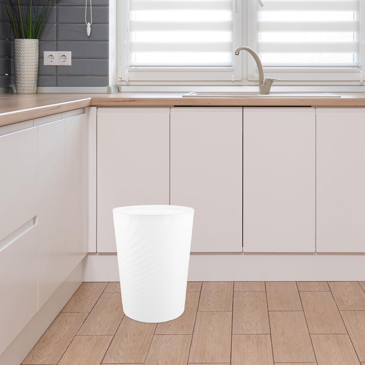 Garneck Plastic Trash Can with Presser Ring, Large Capacity Wastebasket for Bathroom, Office, Bedroom White Open-top Portable Garbage Bucket for Household Storage and Organization