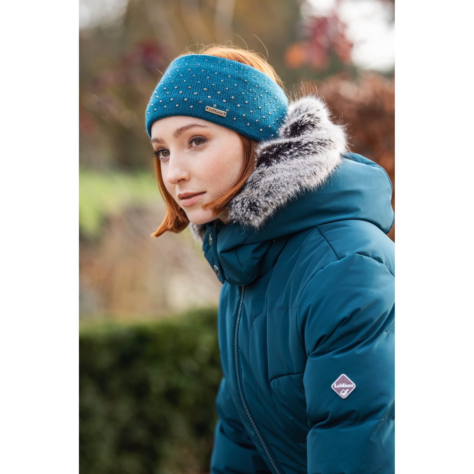 LeMieux Loire - Abrigo de equitación de invierno cálido con cremallera de 2 vías, bolsillos con cremallera, abrigo de invierno con capucha extraíble y ribete desmontable para mujer, Atlantic Blue, 36