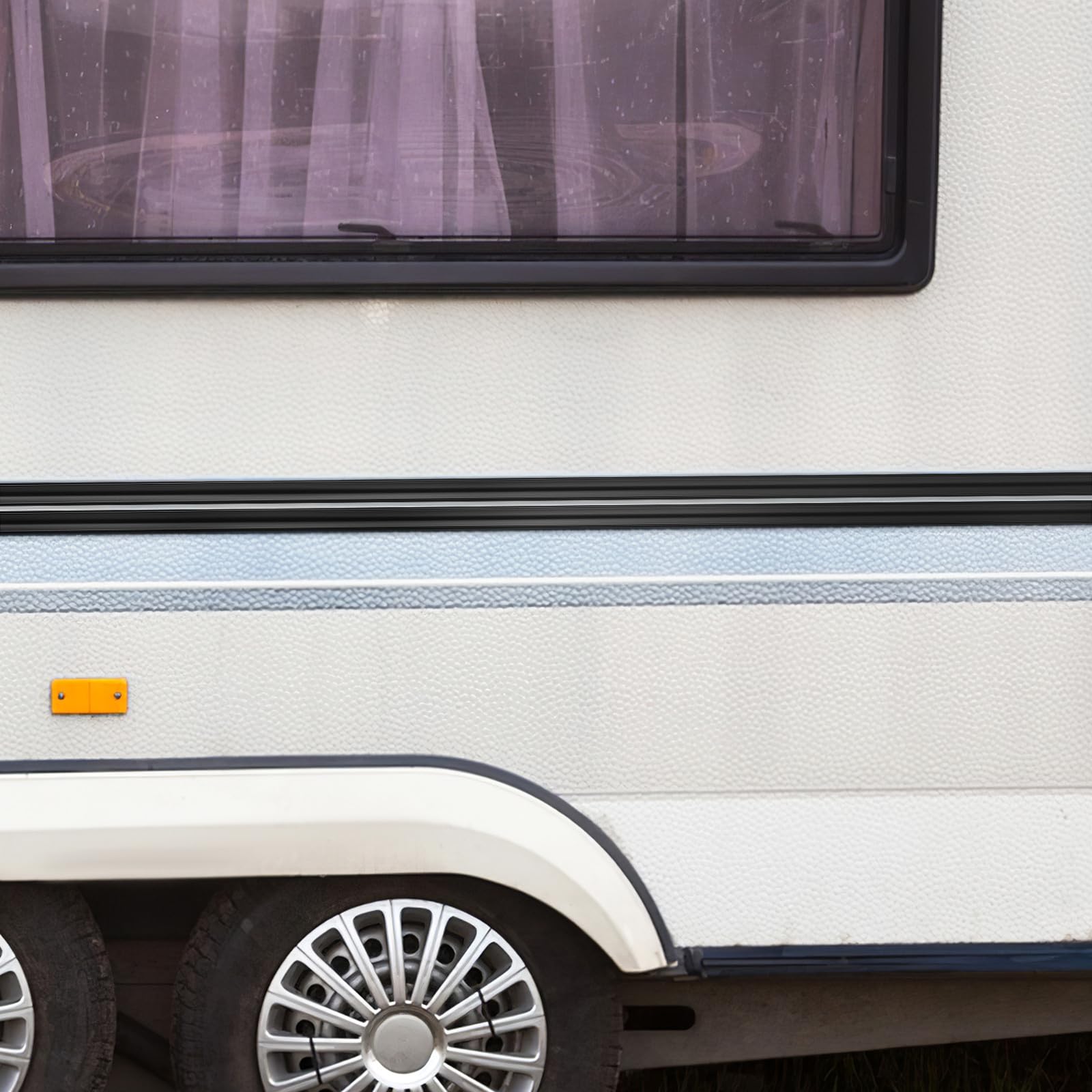 Guarnizione Copriviti in PVC Nero per Camper Striscia Modanatura Esterna Resistente alle Intemperie Facile da Tagliare Rotolo da 50 Piedi per Rivestimento Trailer E Finiture Camper