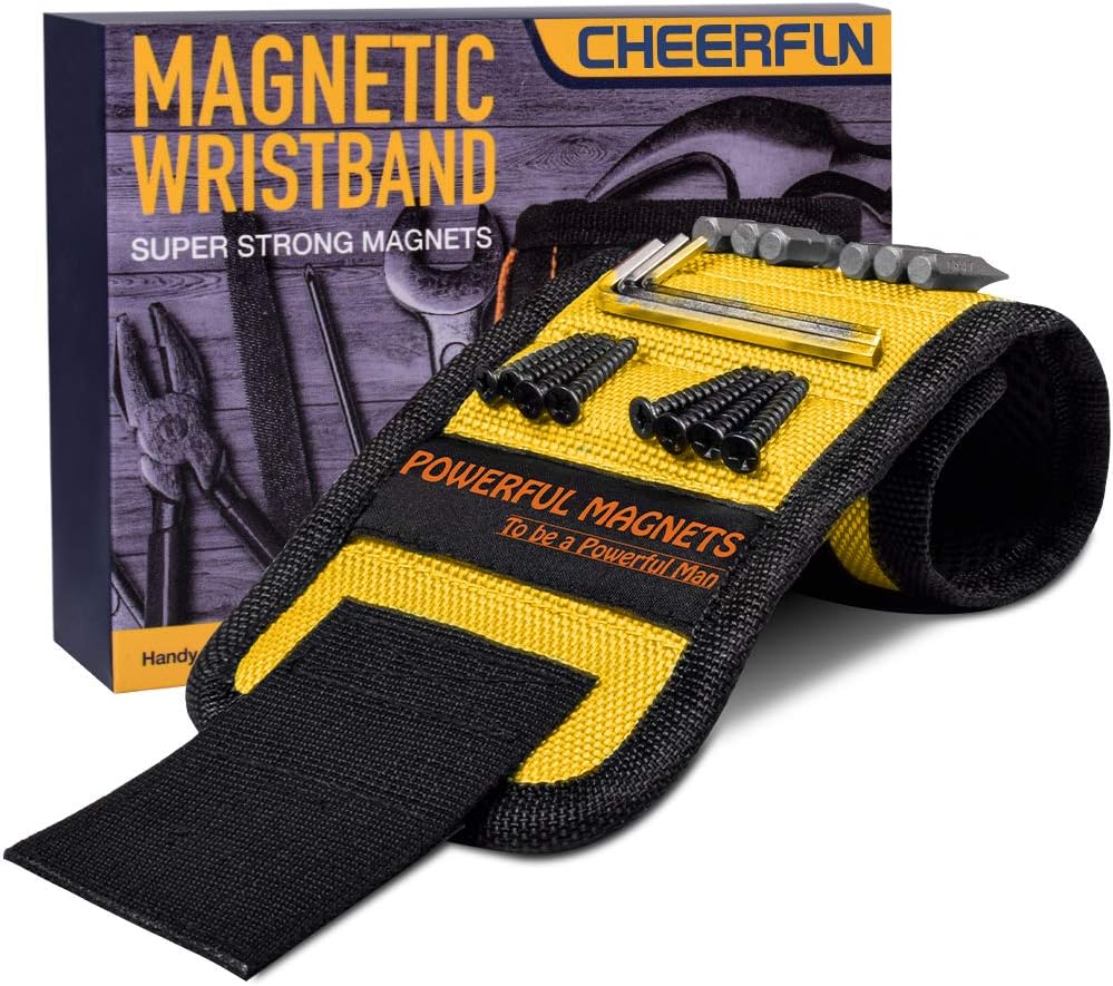 lente di ingrandimento con mani di aiuto