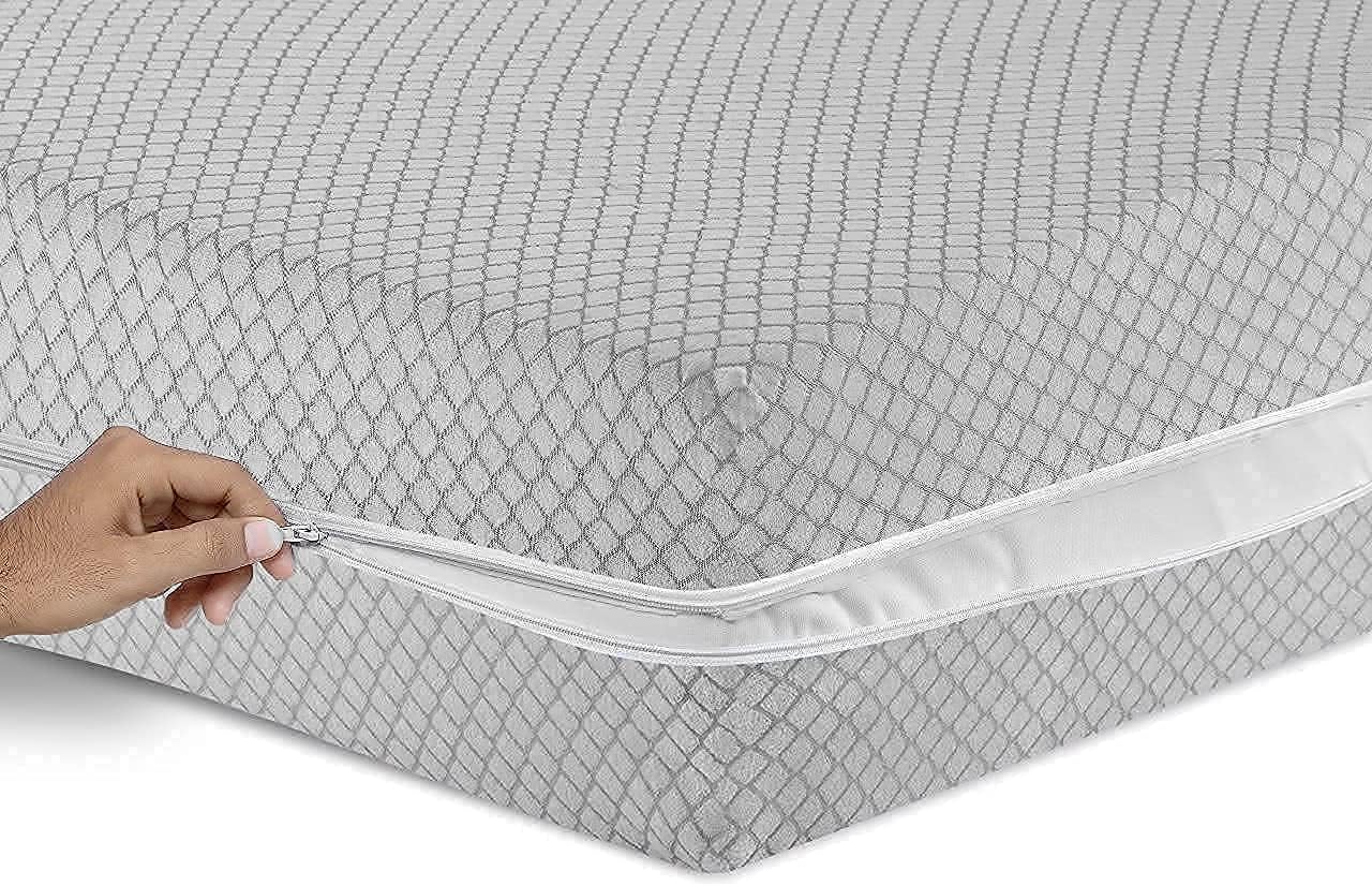 Antidust mite and Breathable White Strip Hotel Quality Zipped Mattress