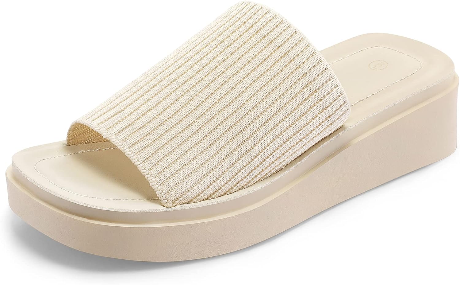 Comfortable open toe flatform slide sandals for women.