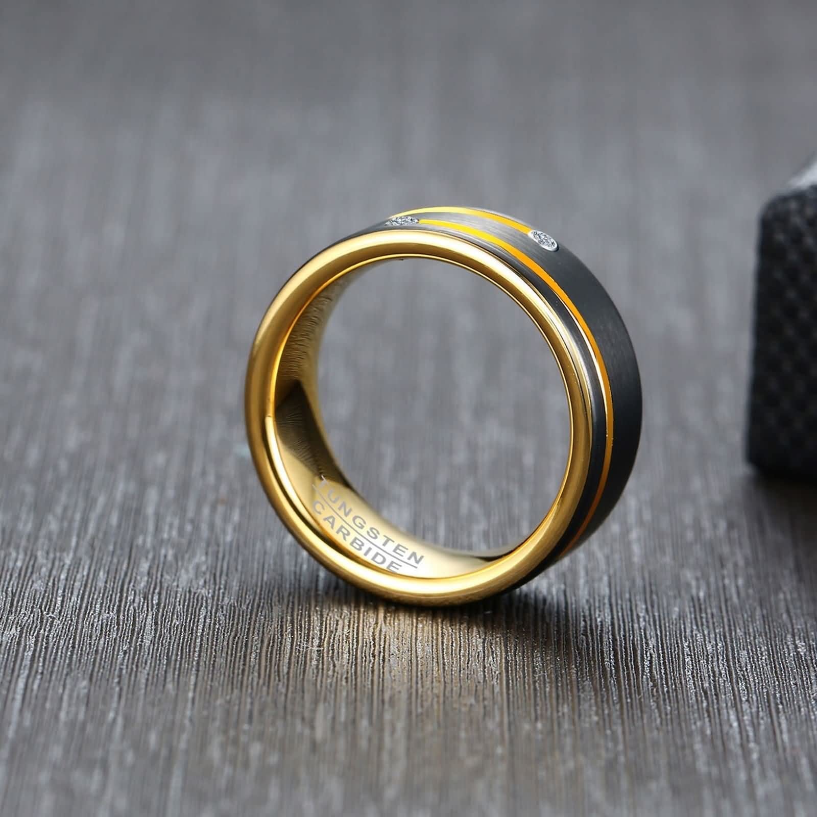 Paar Halsketten mit Gravur Edelstahl, Charms Anhänger Ring Schwarz Gold 8MM mit Zirkonia Partnerketten für Sie und Ihn
