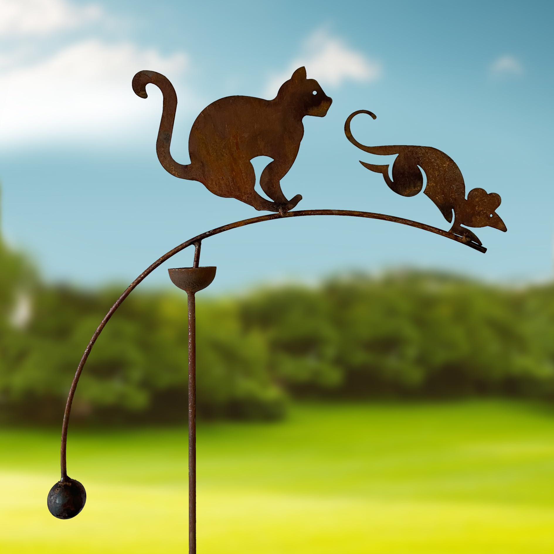 GAP GARDEN PRODUCTS - Solid Metal Rustic finish Garden Wind Spinner/Rocker with a Cat and Mouse design on a Single arm (Bare metal and will rust natuarally)