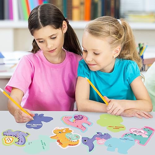 Vista 13 de H1vojoxo 40 cajas de San Valentín para niños y buzón para intercambio de aula, tarjetas de San Valentín para niños y niñas, tarjetas de regalo