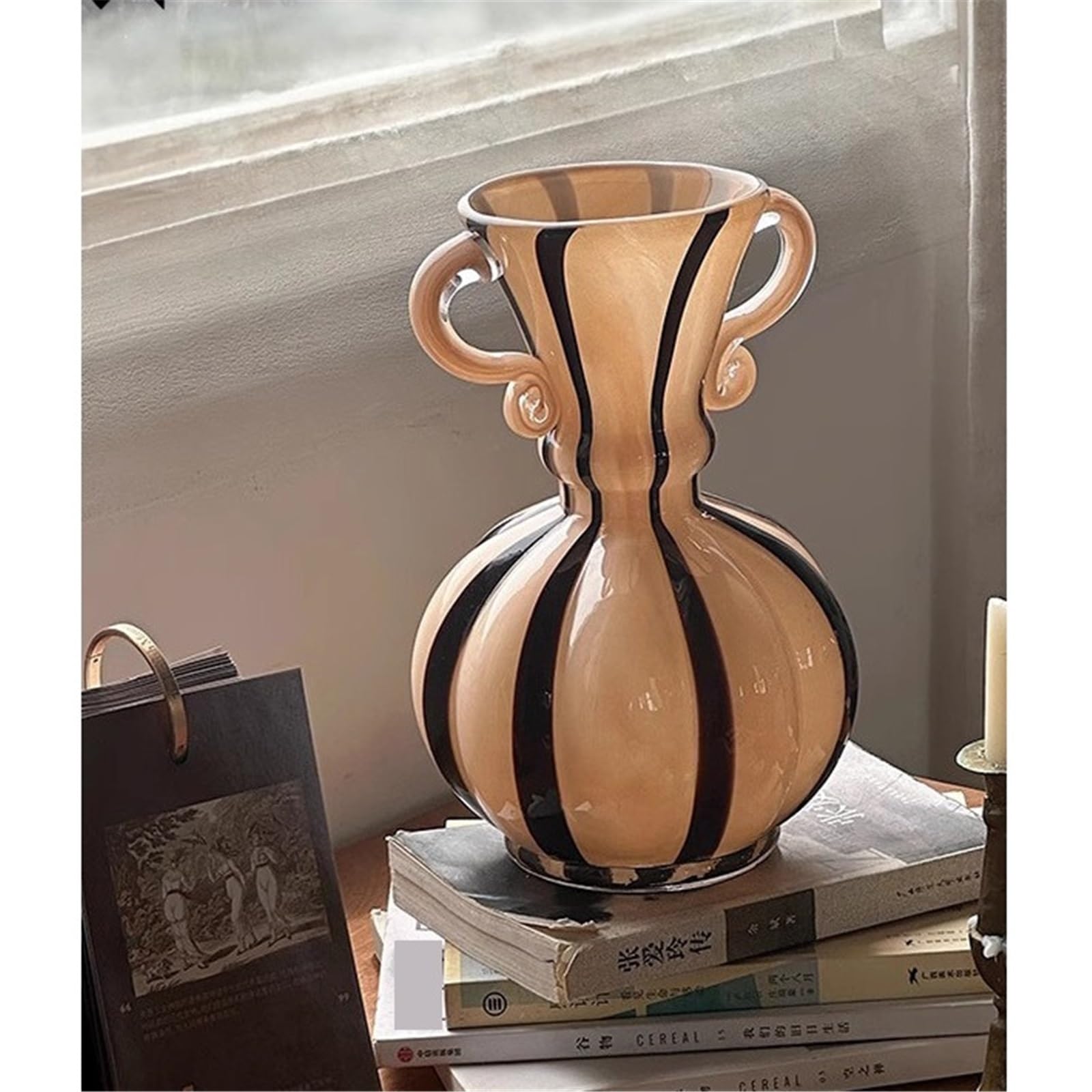 Decorazione Vaso in vetro retrò a strisce nere beige, alto 26 cm e largo 17 con manici Fiore
