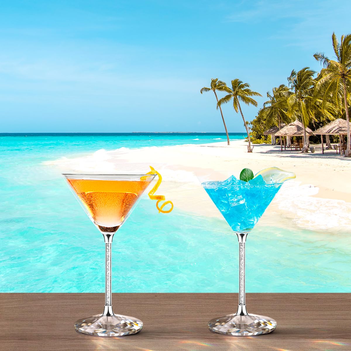 Martini Glasses set of 2,Silver Diamonds,Crystal Wine Glasses,Large and Fancy Cocktail Glasses.Champagne Glasses,Luxe&Art Deco Glasses,10oz,For Bar,Family Gatherings,Unique Gifts. (2, Gold)