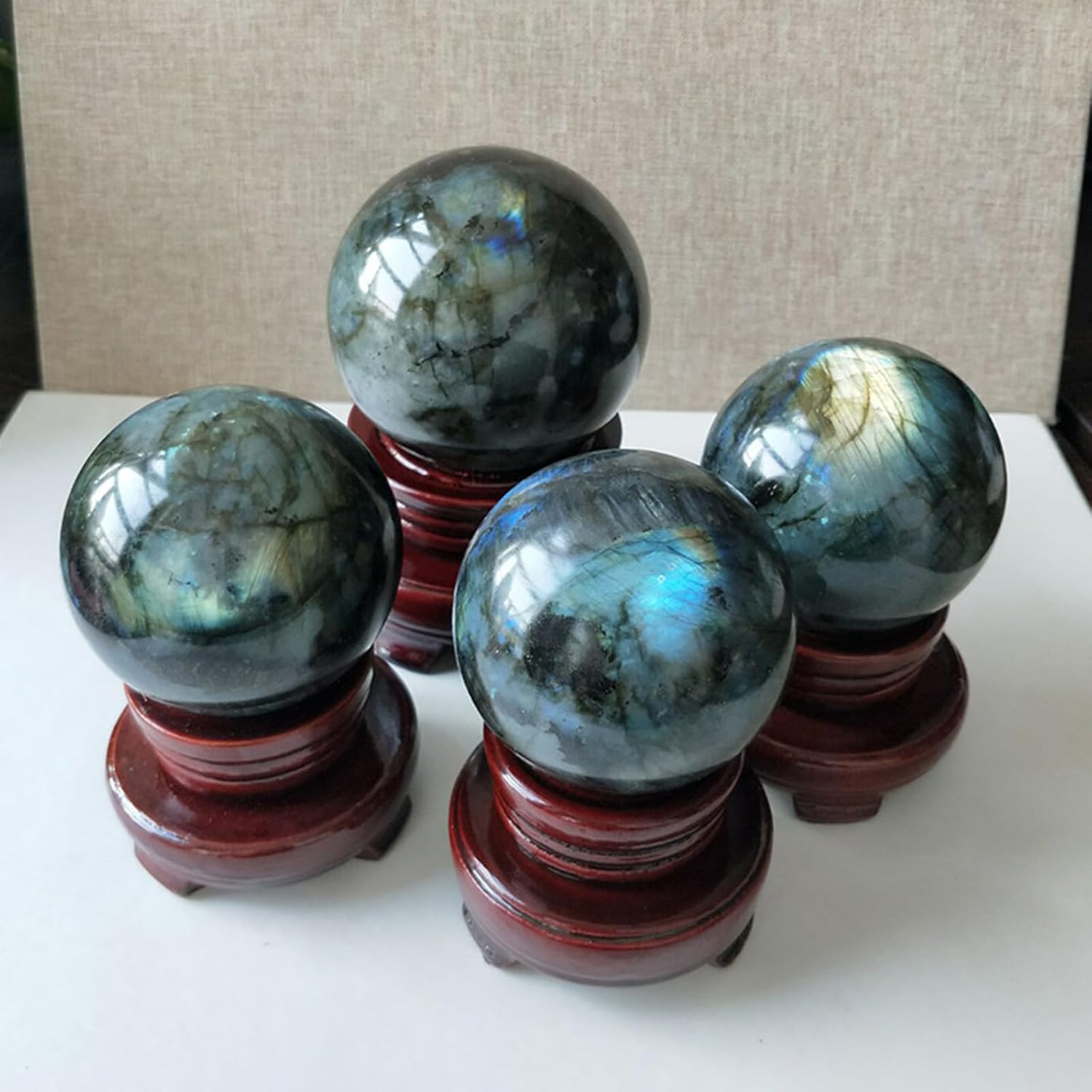 Labradorite Stone Sphere Quartz Crystal Ball Real Gemstone Figurine Divination for Home Wedding Office Fish Tank Decor,5cm/1.96in