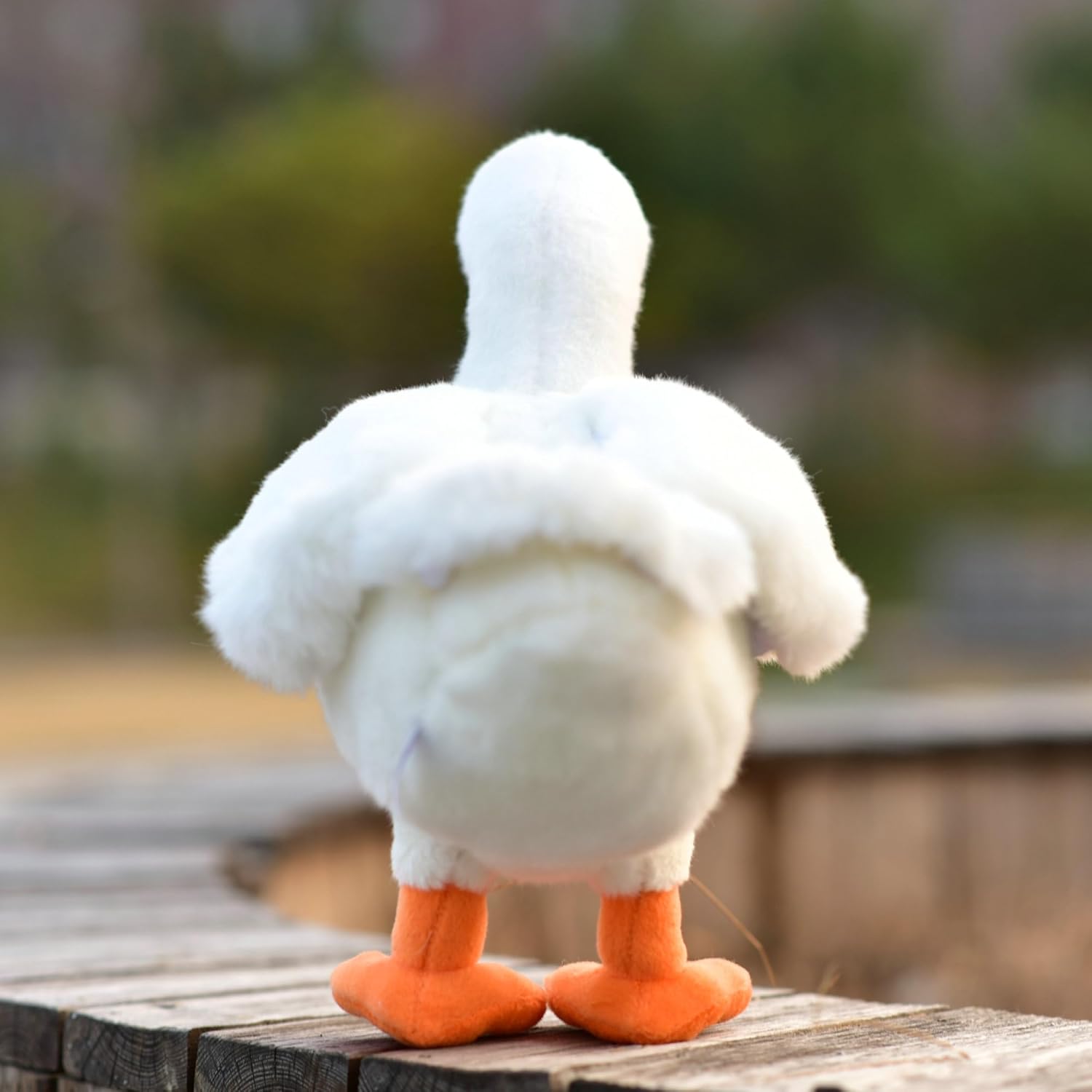 Simulated White Goose Plush Toy Filled with Poultry Animal Goose Plush Toy with Aluminum Wire on Both feet to Stand Firmly on the Table