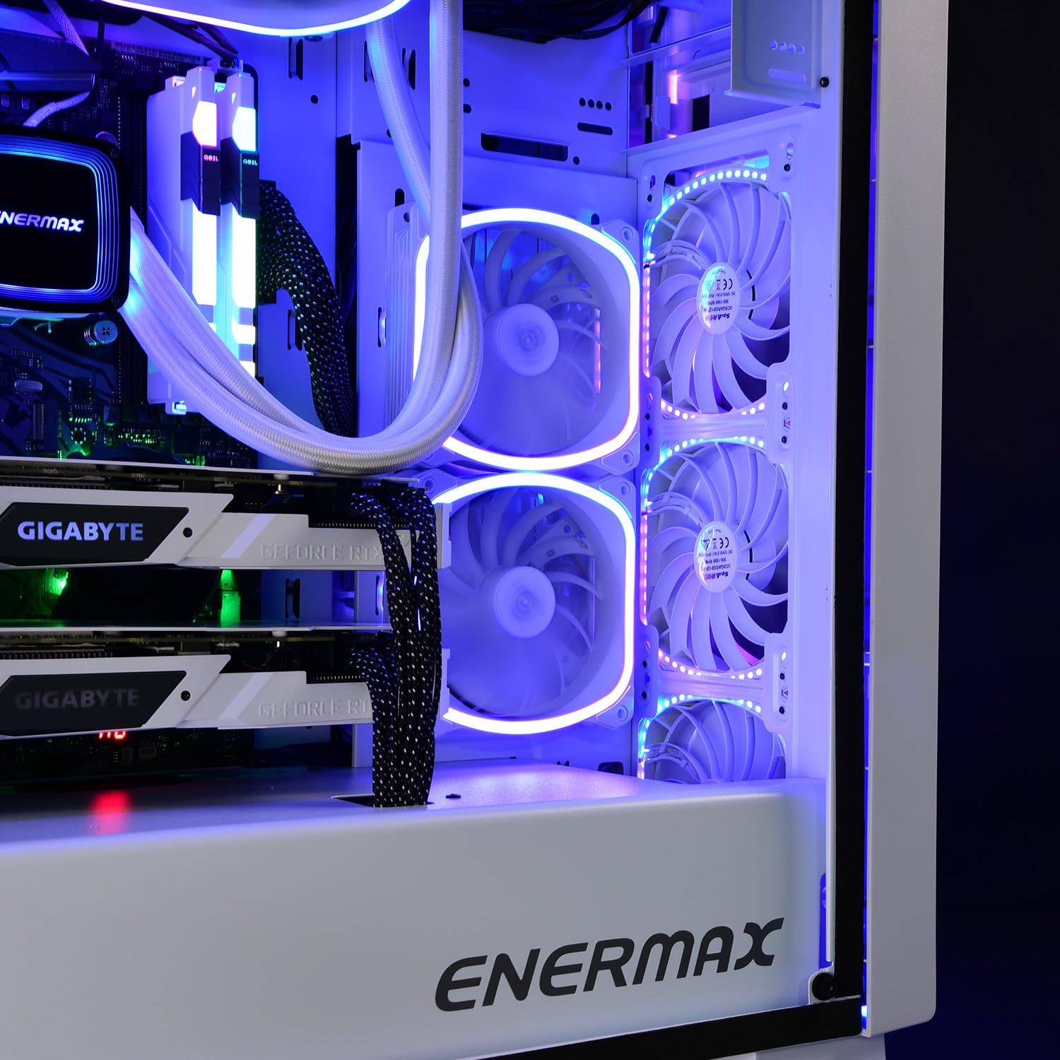 Enermax SquA RGB Gehäuselüfter 120 mm weiß