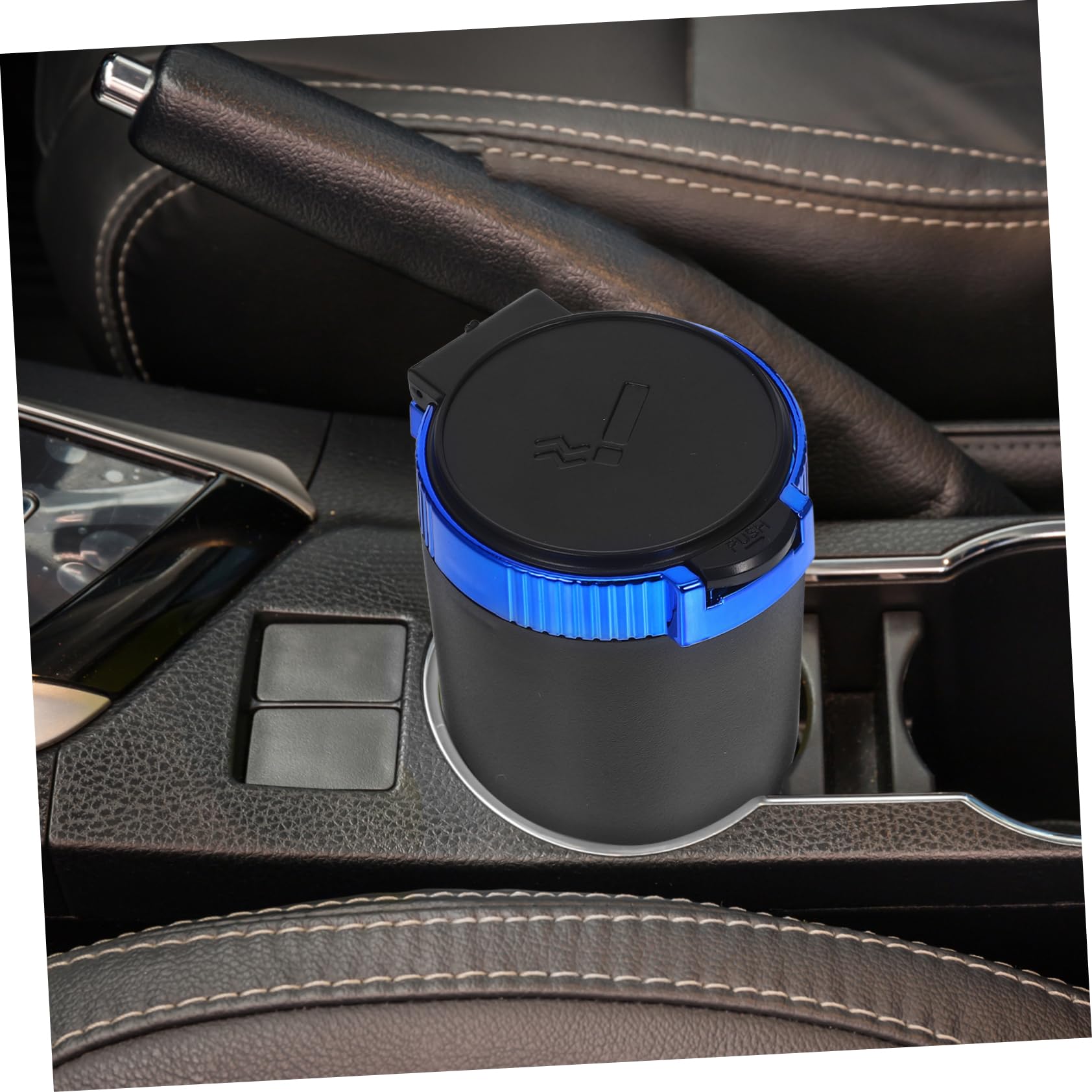 SOLUSTRE 3pièces Cendrier De Voiture Avec Couvercle Et Lumière Intégrée Cendrier Multifonctionnel Et Inoxydable Pour Intérieur De Véhicule Pour Hommes Compact Et Facile à Transporter