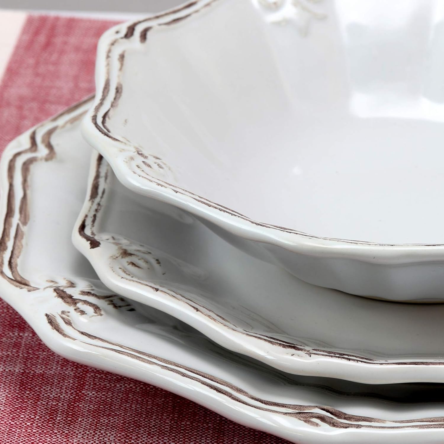 Elama Fleur De Lys 20-Piece Dinnerware Set in White