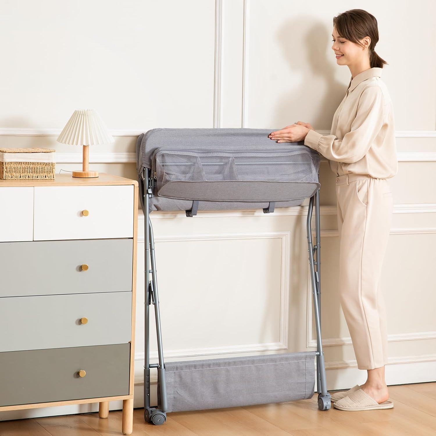Maydolly Fasciatoio per Bambini，avolo Cambio Pannolini Multifunzionale Portatile,mobile con ruote，Altezza regolabile，Il materiale impermeabile è facile da pulire，grigio chiaro