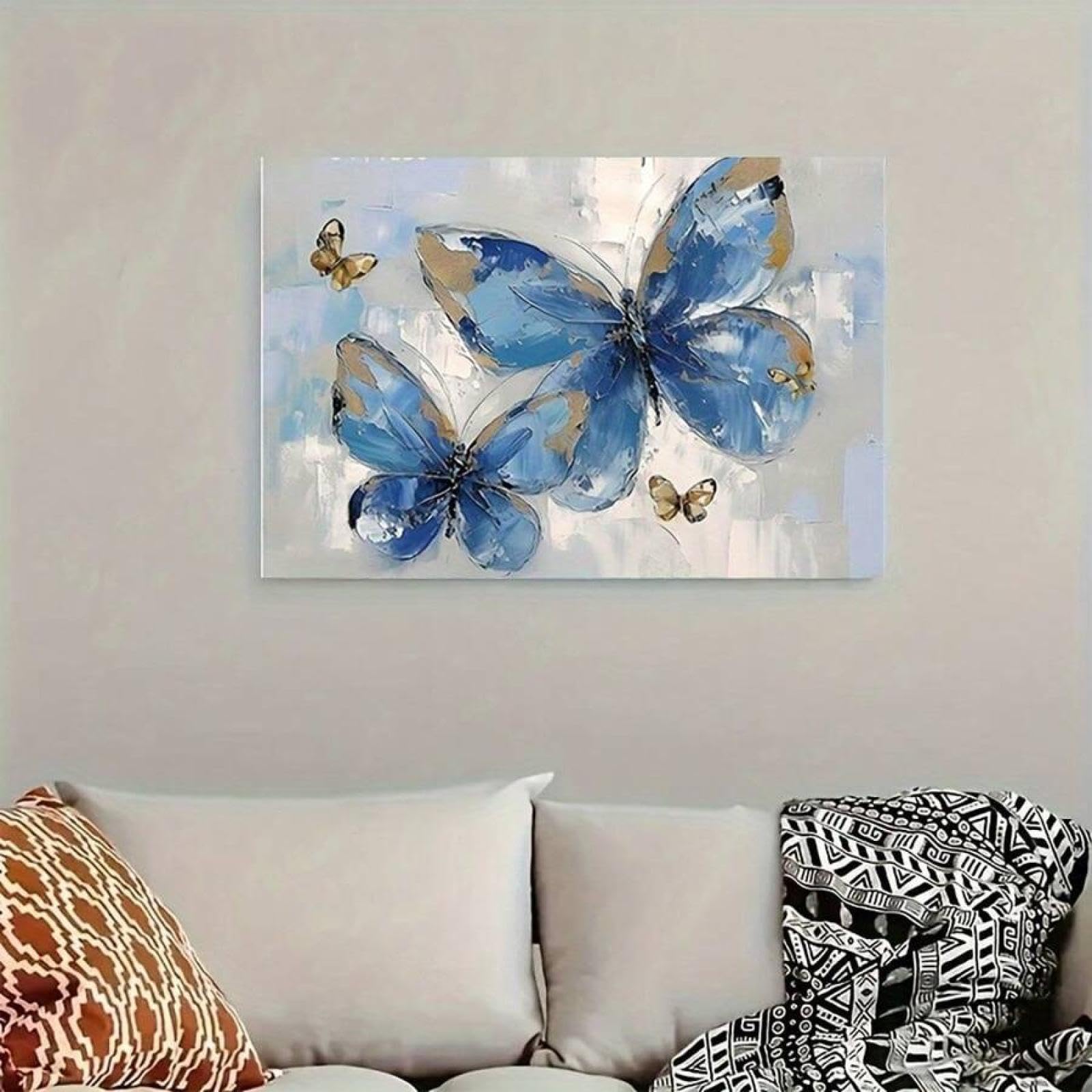Papillons bleus et dorés sur toile pour sublimer votre salon moderne