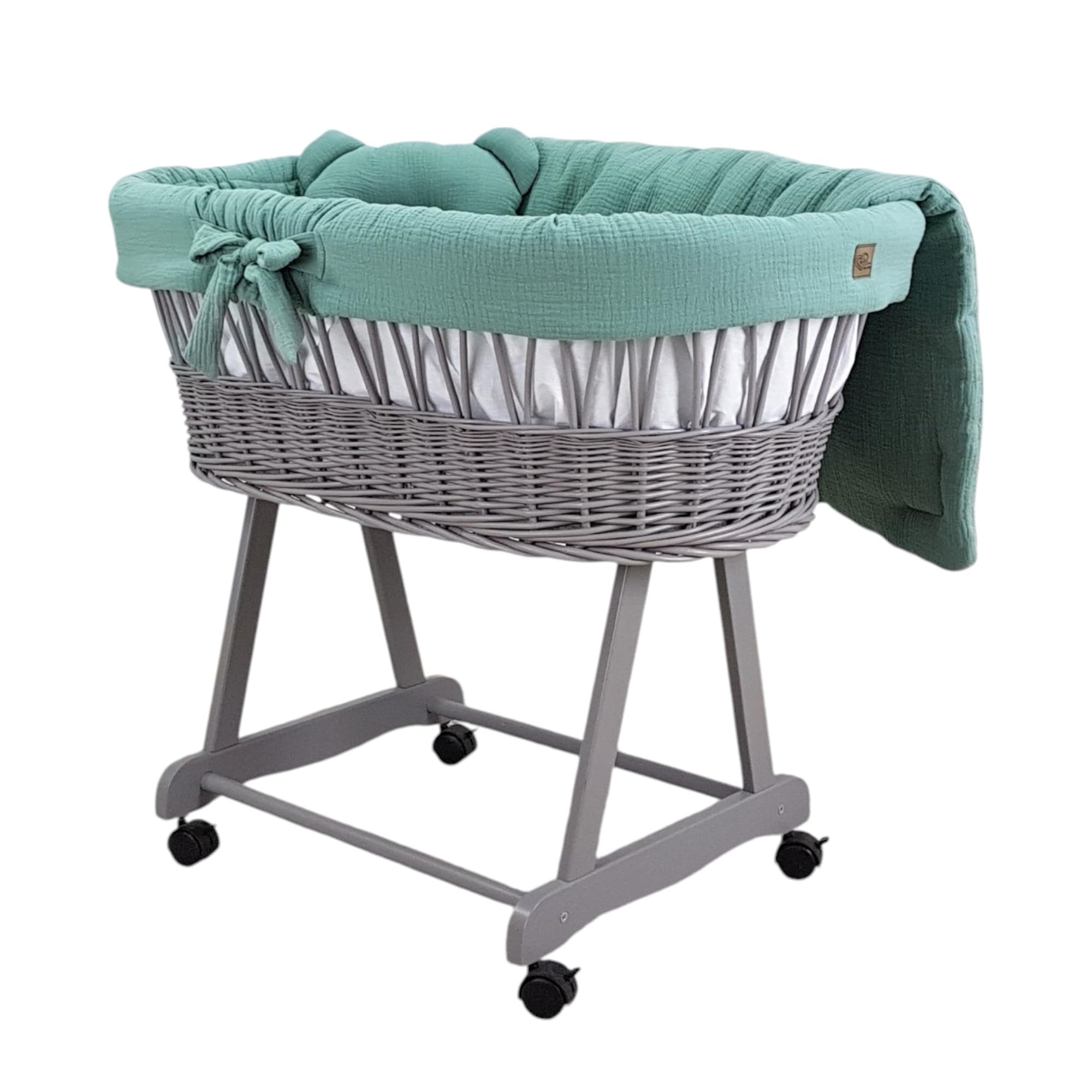 Stubenwagen Baby mit Rollen & Bremse – Grauer Moseskorb aus Naturweide inkl. Matratze & Khaki Bettwäsche aus 100% Baumwolle – sicher & mobil – Modell Amelia