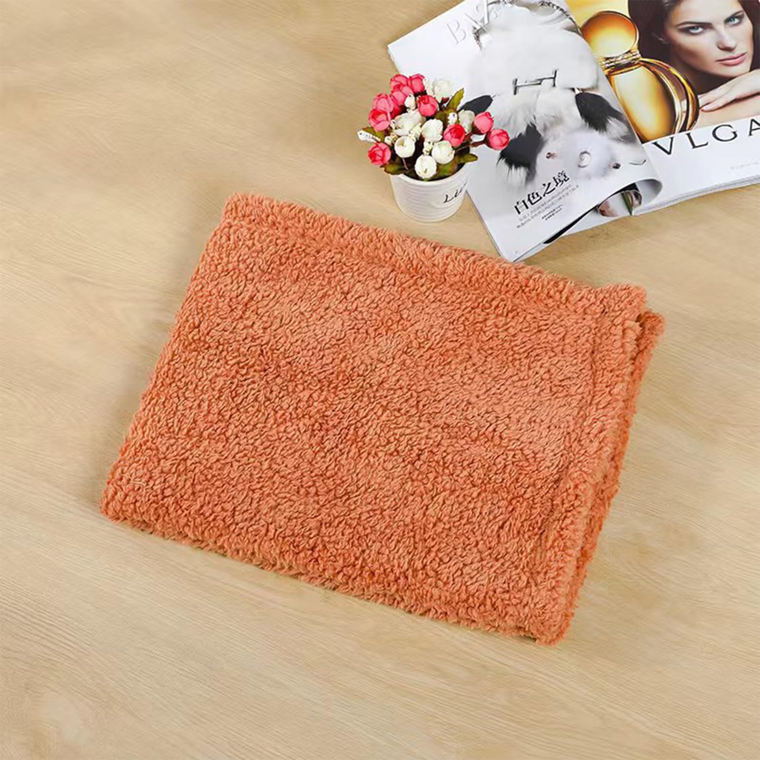 Wlian Waterproof Dog Blanket, 60x80cm Reversible Pet Throw – Soft, Durable & Washable Sofa or Bed Protector, Orange