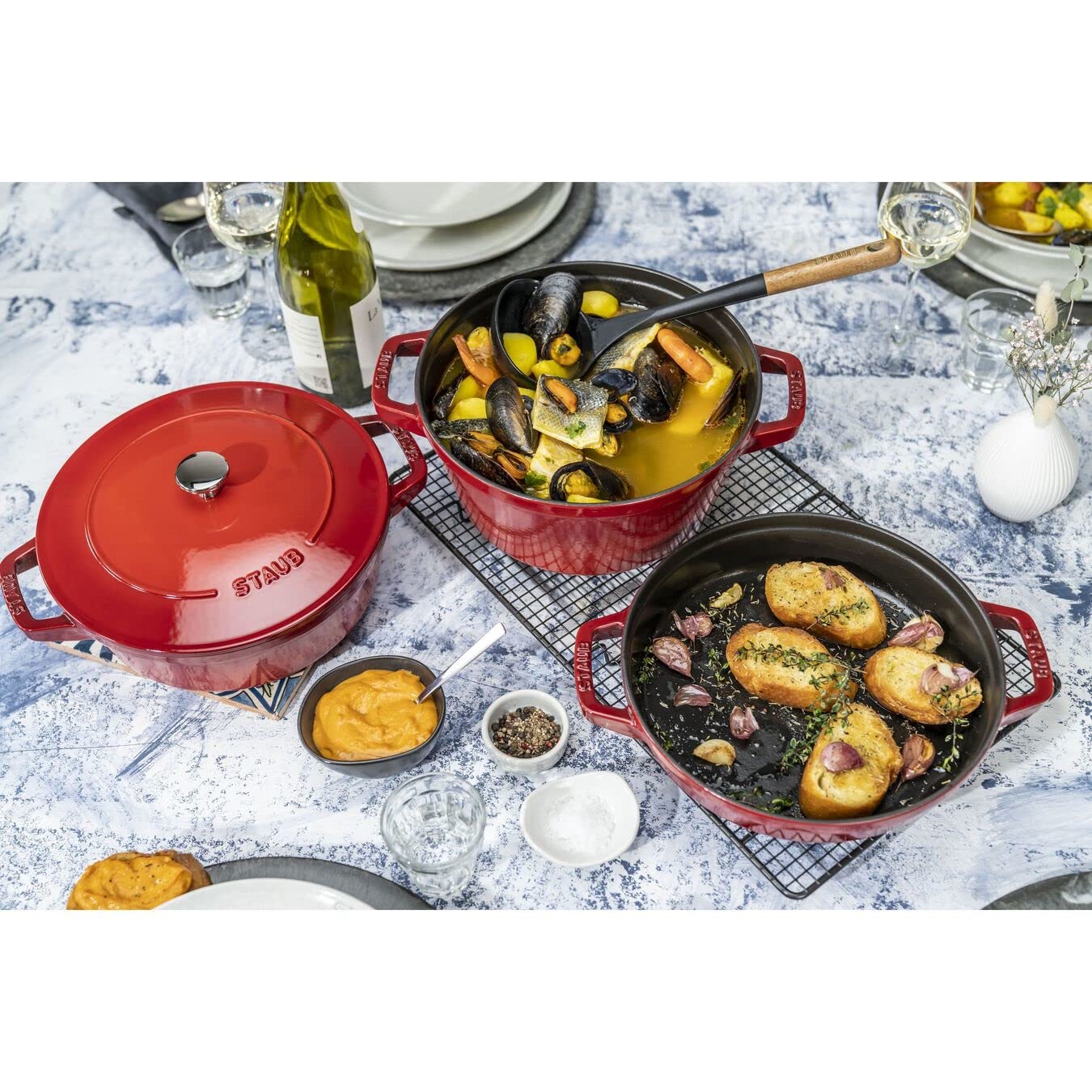 STAUB La Cocotte - Set di pentole rotonde in ghisa, 3 pezzi, colore: Rosso ciliegia
