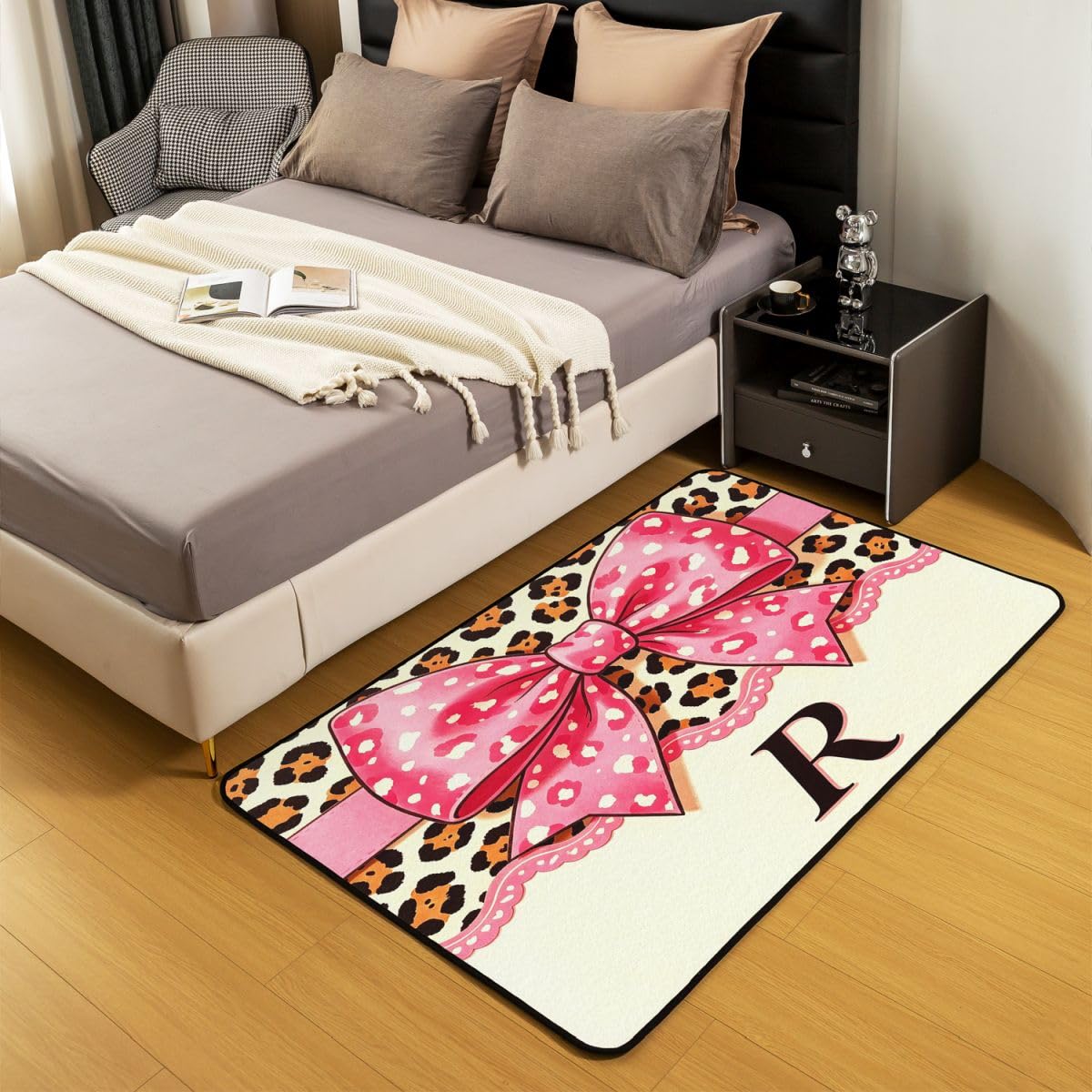 Loussiesd Tapis de Salon 100x150cm Rose Léopard Noeud Papillon Tapis Chambre Luxe Style Moderne,Doux,Lavable Lettre Letter R Idéal pour Salon et Chambre Antidérapant