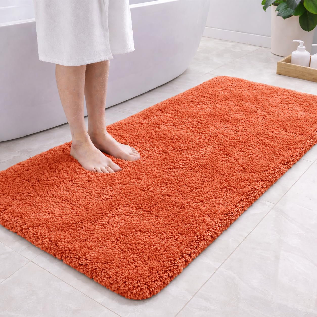 PUFFMAT Microfibre Bath Mat 120 x 60 cm Tangerine, Absorbent Bathroom Rug with Soft Plush Pile and TPR Backing, Machine Washable Bathroom Mat for Shower, Bathtub, Toilet and Guest Bathroom