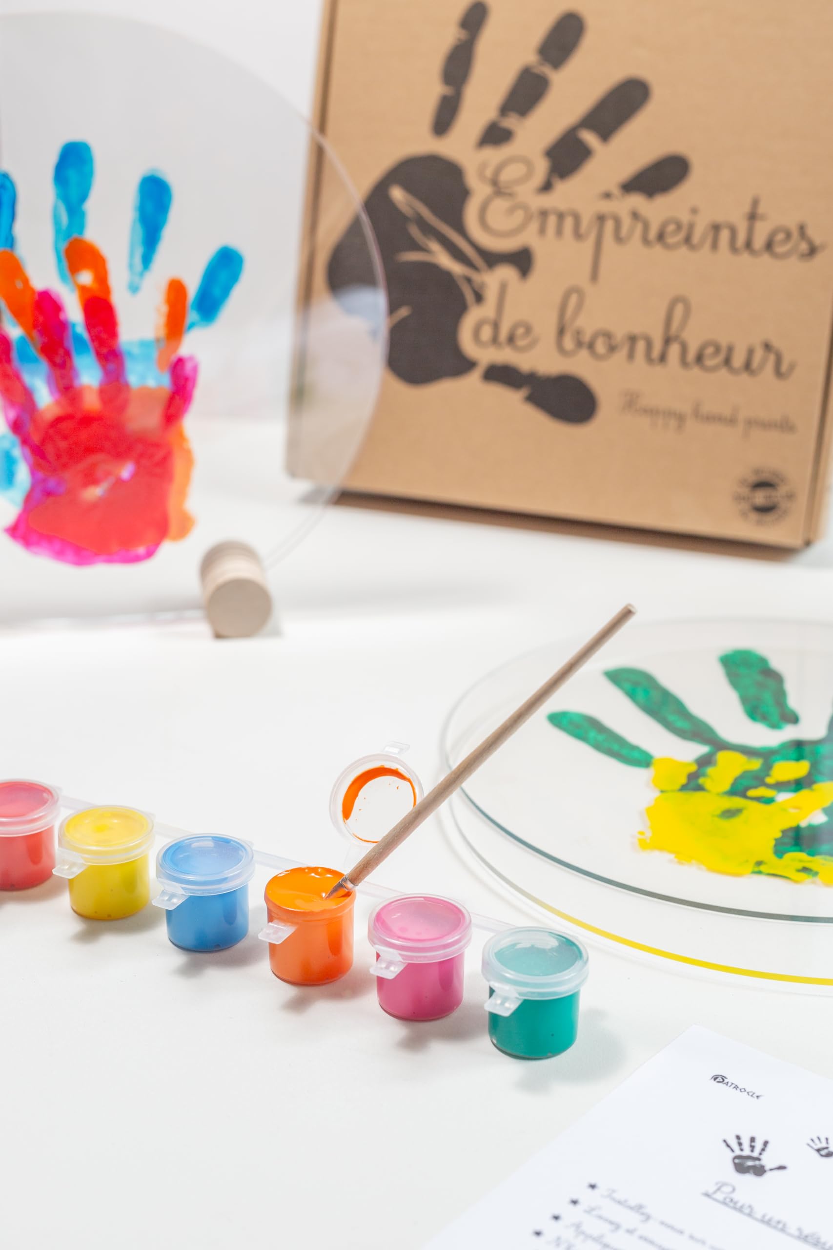 Patrocle Kit Impronte Famiglia 5 Peps - Kit Decorazione Neonati - Idee Regalo Puericultura Bebe - Plexiglass Made in France - Regalo Natale o Compleanno - Impronte Famiglia Supporto Legno