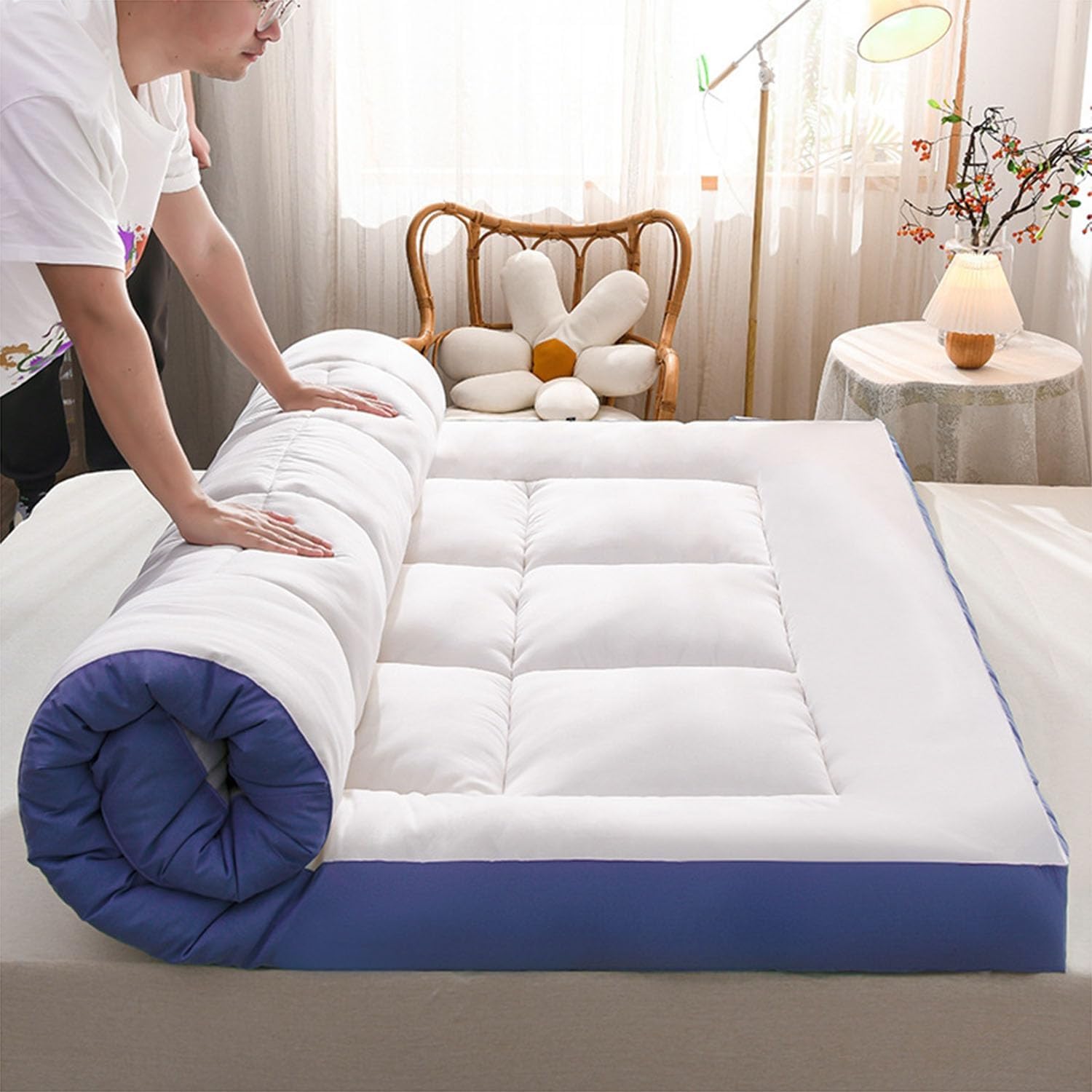 Foldable Futon Mattress, Extra Thick Topper For Guest Bed Sleeping Pad – Soft & Breathable - Double Single Roll Up Futon Cushion - Pain Relief