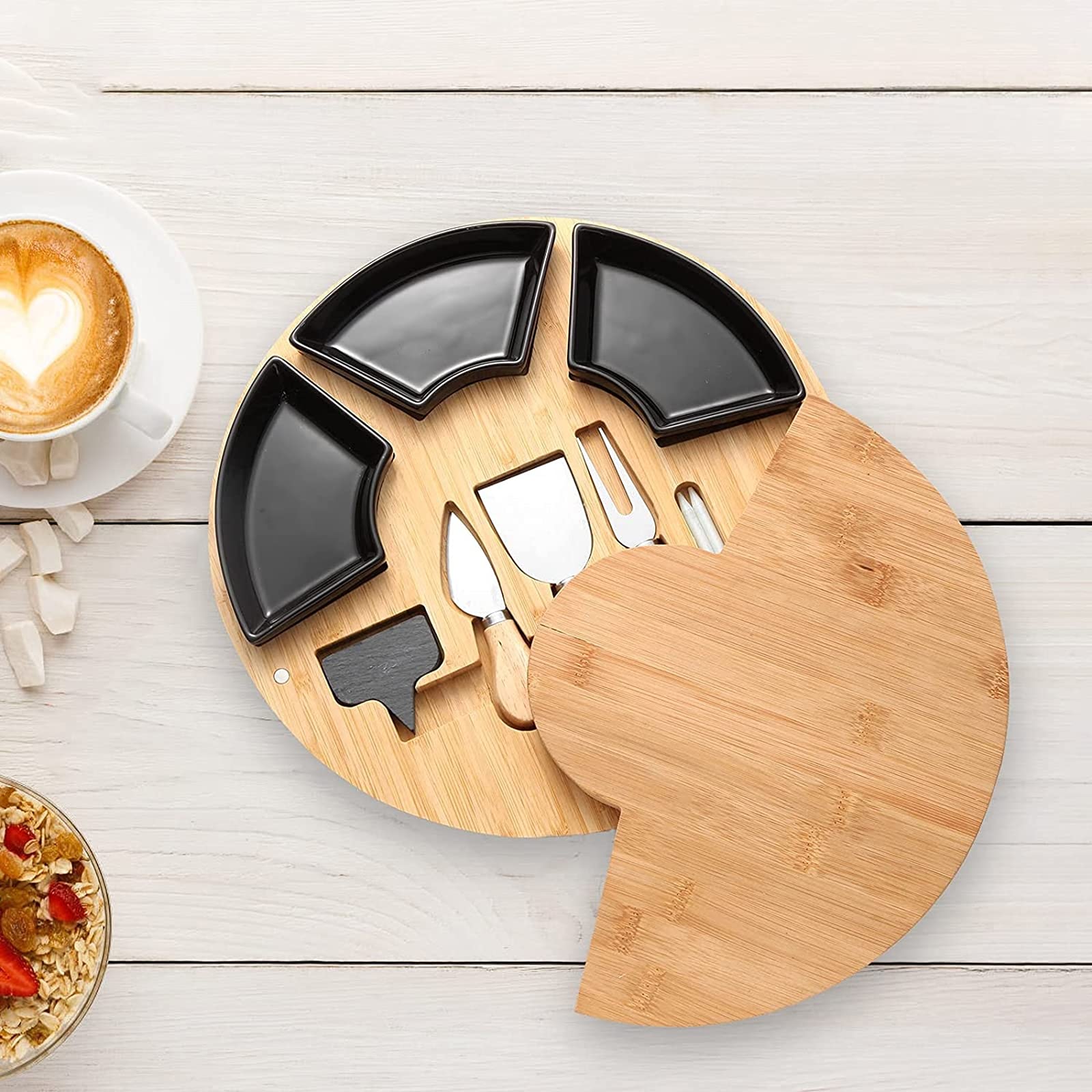 AIZYR Coffret Cadeau Planche À Découper Fromage - Ensemble De Couverts À Charcuterie Pivotant en Bambou Plateau De Service De Fromages pour Les Cadeaux d'anniversaire Et De Mariage