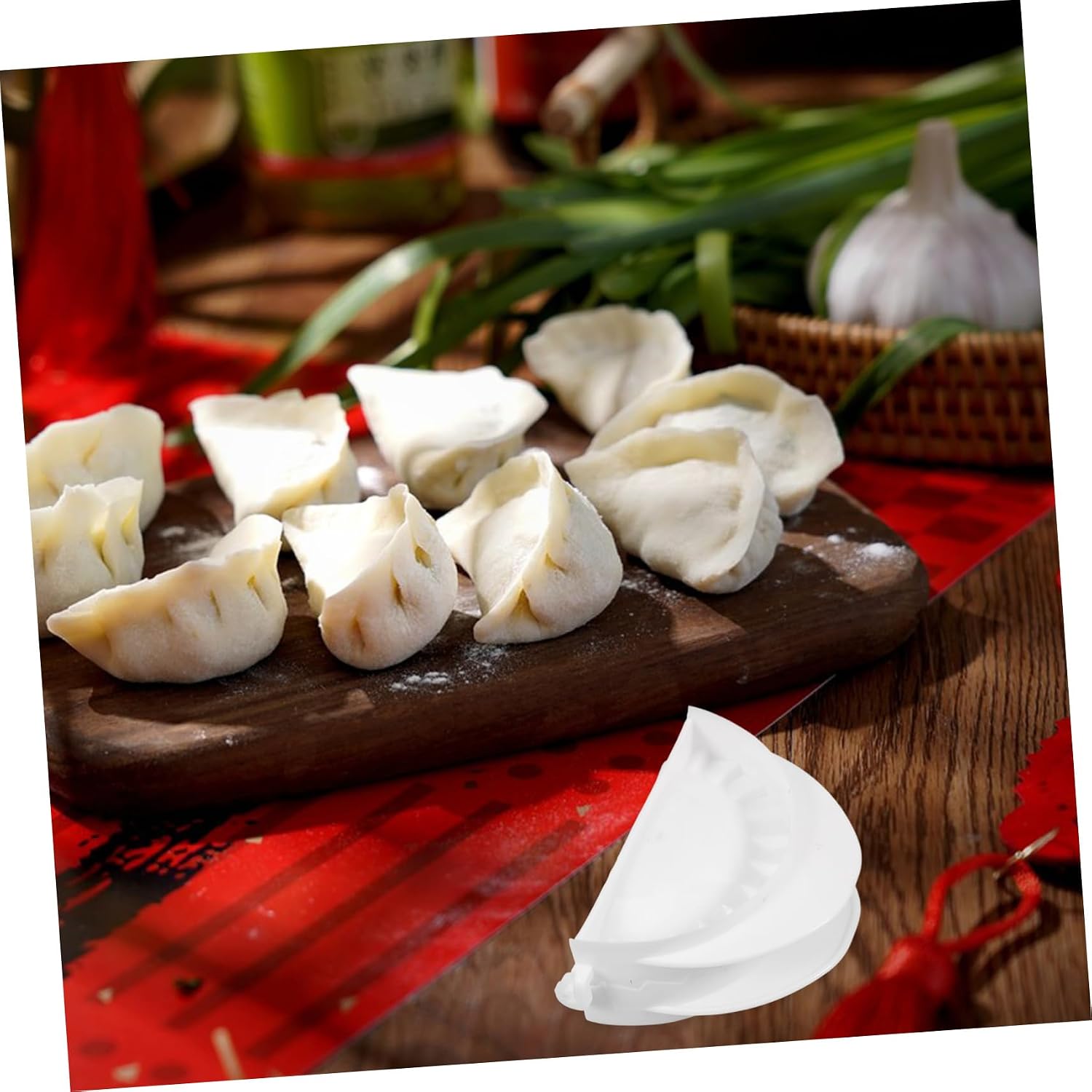 4pcs Manual Dumpling Maker Kit Press Dumpling Wrappers Press for Chinese Wontons Ravioli Empanadas Pasta Maker Machine