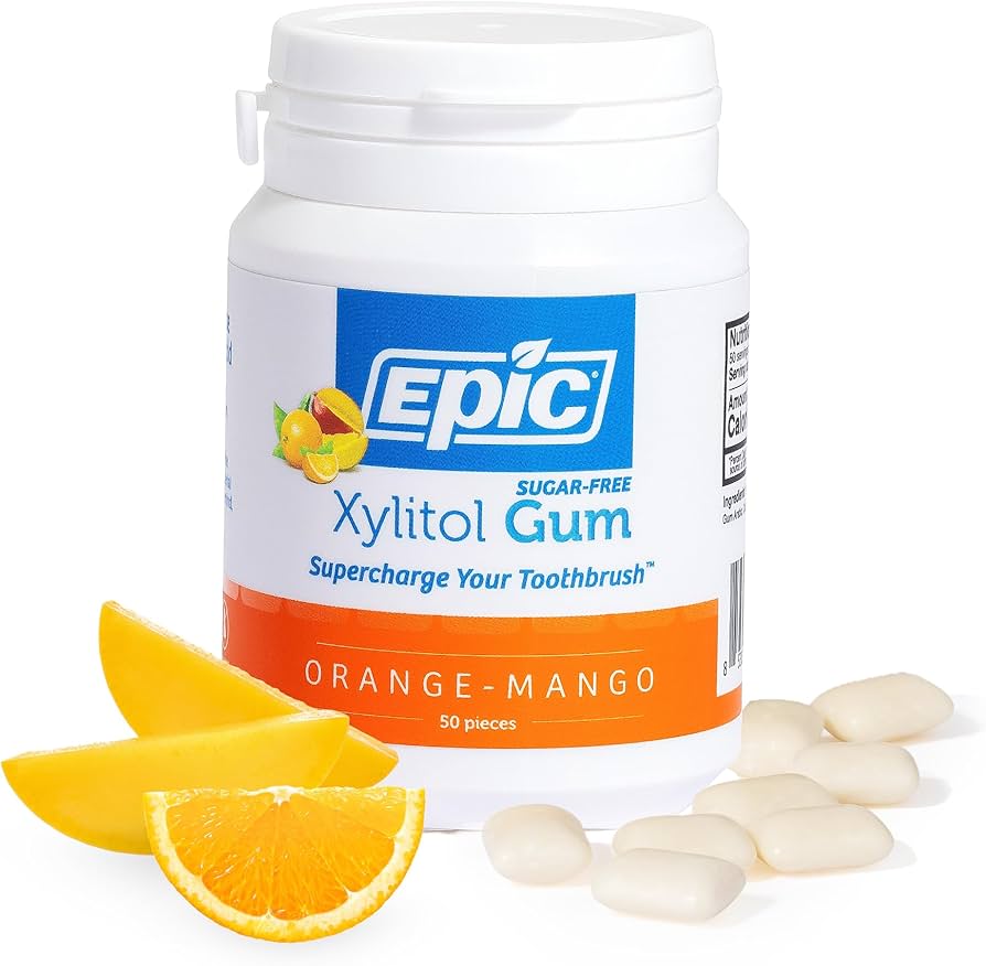 Yalangoch qizlar pastdan josuslik qilishdi Qizlar sahnada yechinishadi