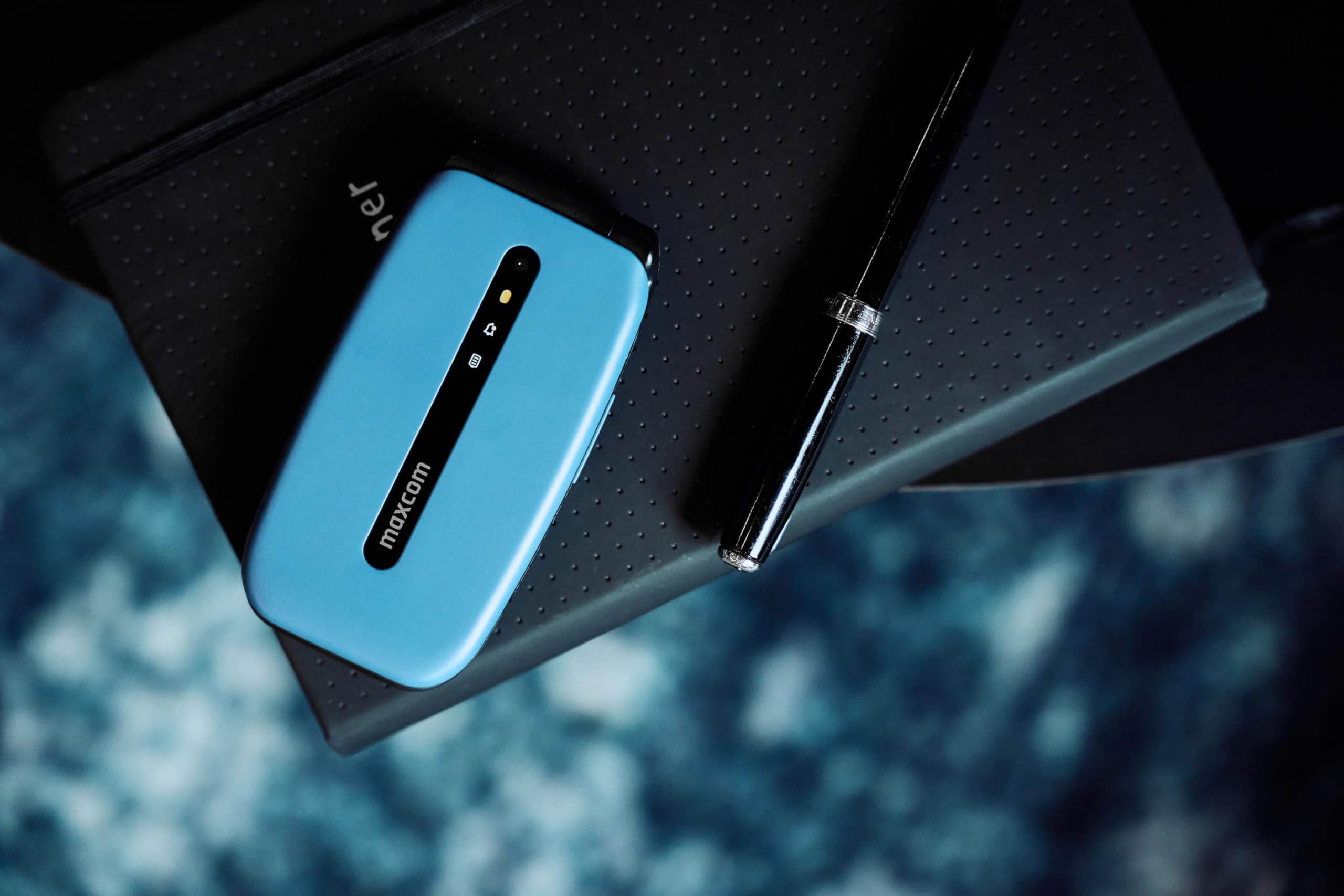 MAXCOM MM828 - Telefono cellulare 4G per anziani con flip cover, tasti e icone grandi, pulsante SOS, 8 contatti di chiamata rapida, marcatura diretta, schermo 2,4", batteria 1200 mAh, blu