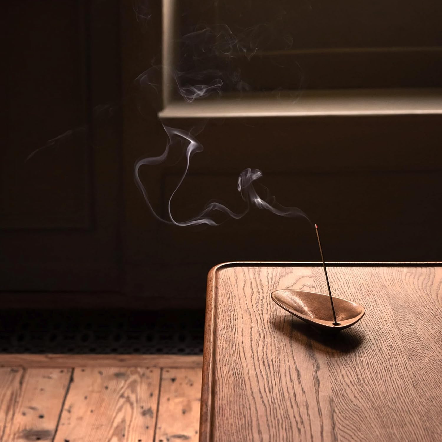 Aesop Kagerou Aromatique Incense | Earthy & Smoky Vetiver Scent | Includes Kanuma Pumice Holder | 30-Minute Burn Time | Green, Herbaceous, Woody Aroma | 33 Sticks - Image 5