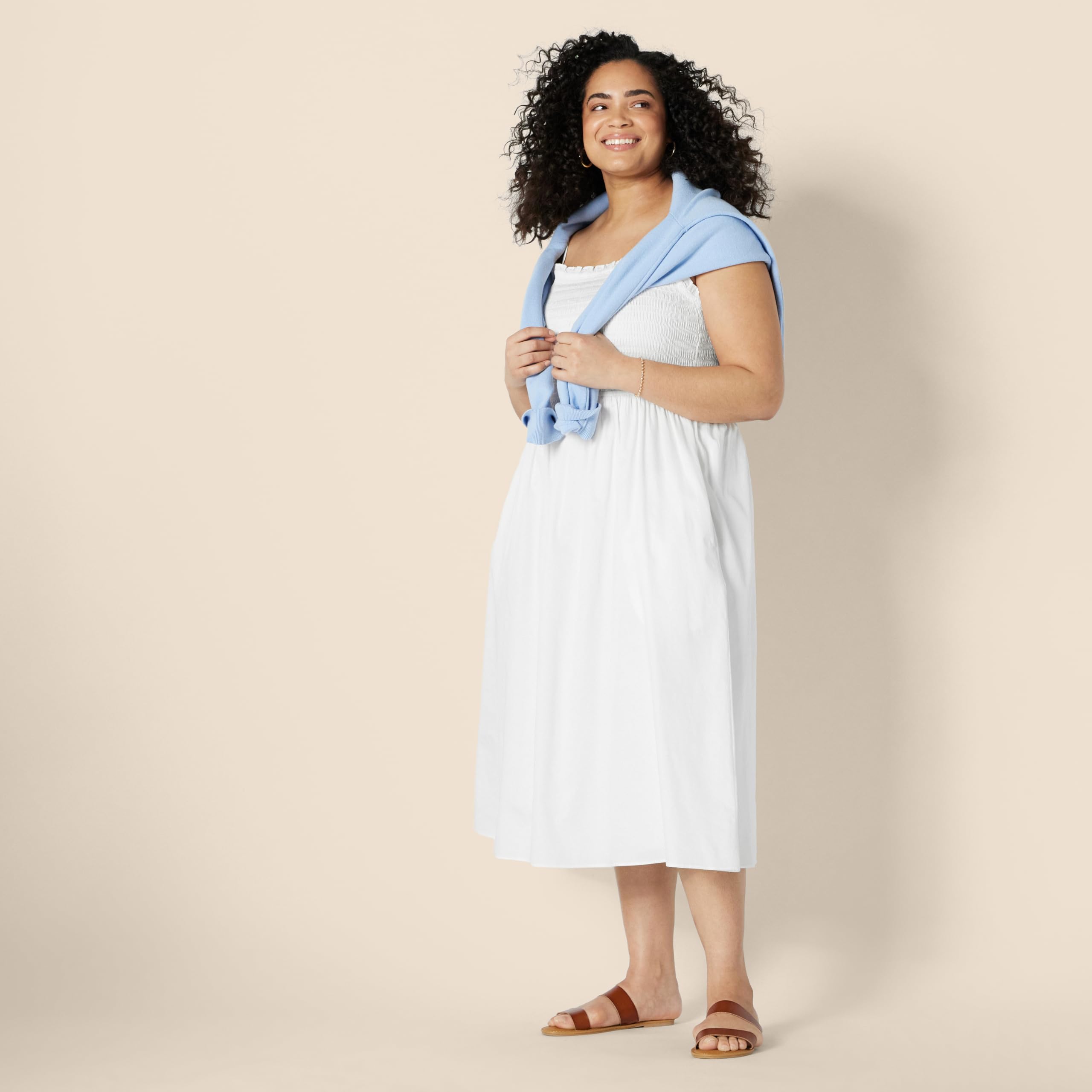 Amazon Essentials Abito con Corpetto Ricamato a Punto Smock in Raso di Cotone, Vestibilità Classica Donna