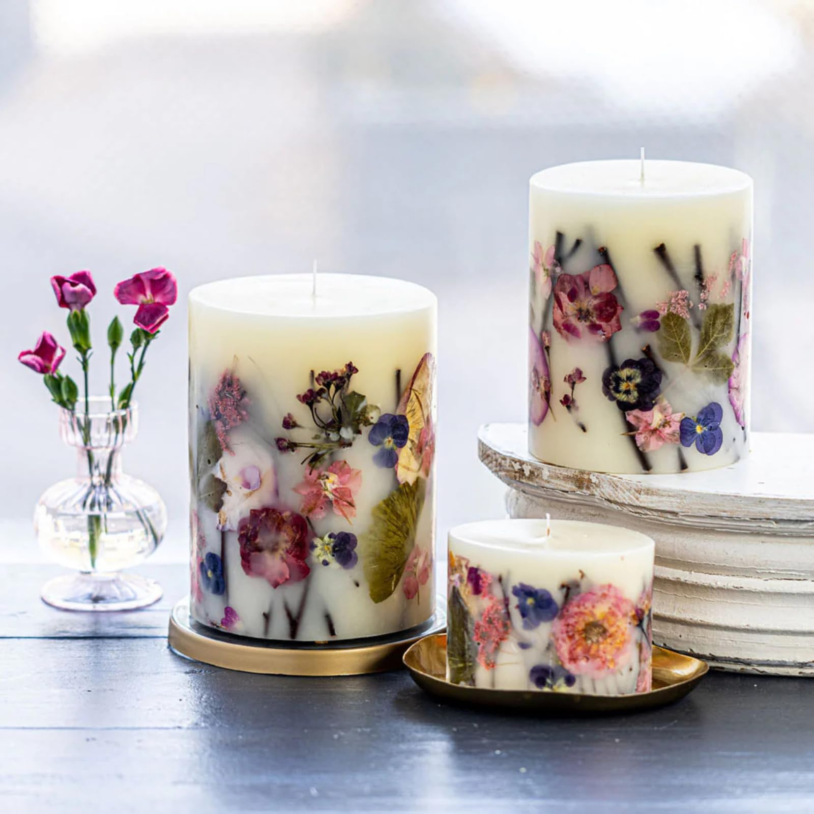 Rosy Rings Botanische Kerze aus Rosenholz, Aromatherapie, langlebige Kerzen, luxuriöser Raumduft, Dekoration, Geschenke, Noten von Bernstein, Zedernholz, Oud, Rose und roter Pfingstrose, 120 Stunden