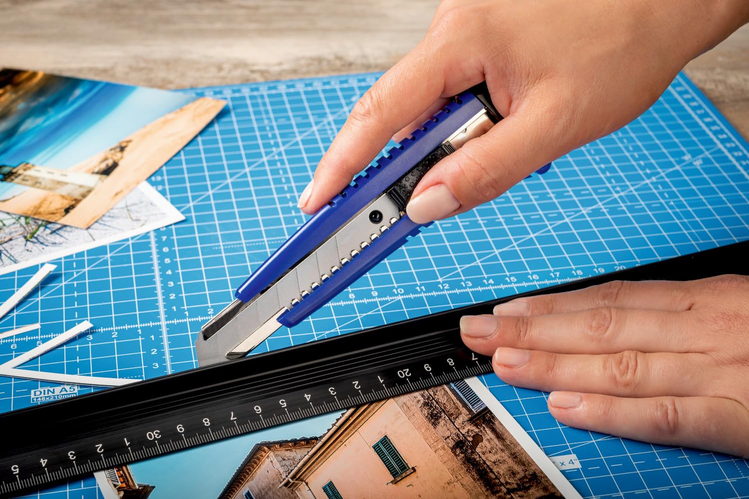 Dahle Taglierina Basic (lama a scatto da 18 mm, coltello multiuso e coltello artigianale per uso versatile, include 2 lame di ricambio) blu
