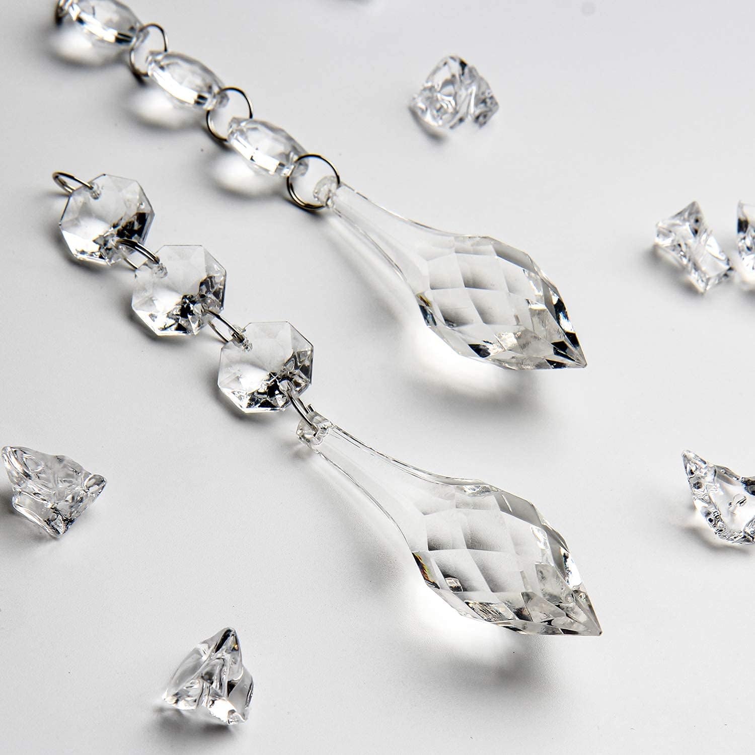 20pcs Hanging Crystals Beads, Clear Acrylic Ornaments for Wedding Party Centerpieces Door Beads Curtains and DIY Craft Gems Jewelry Christmas Tree Beads Garland Decoration