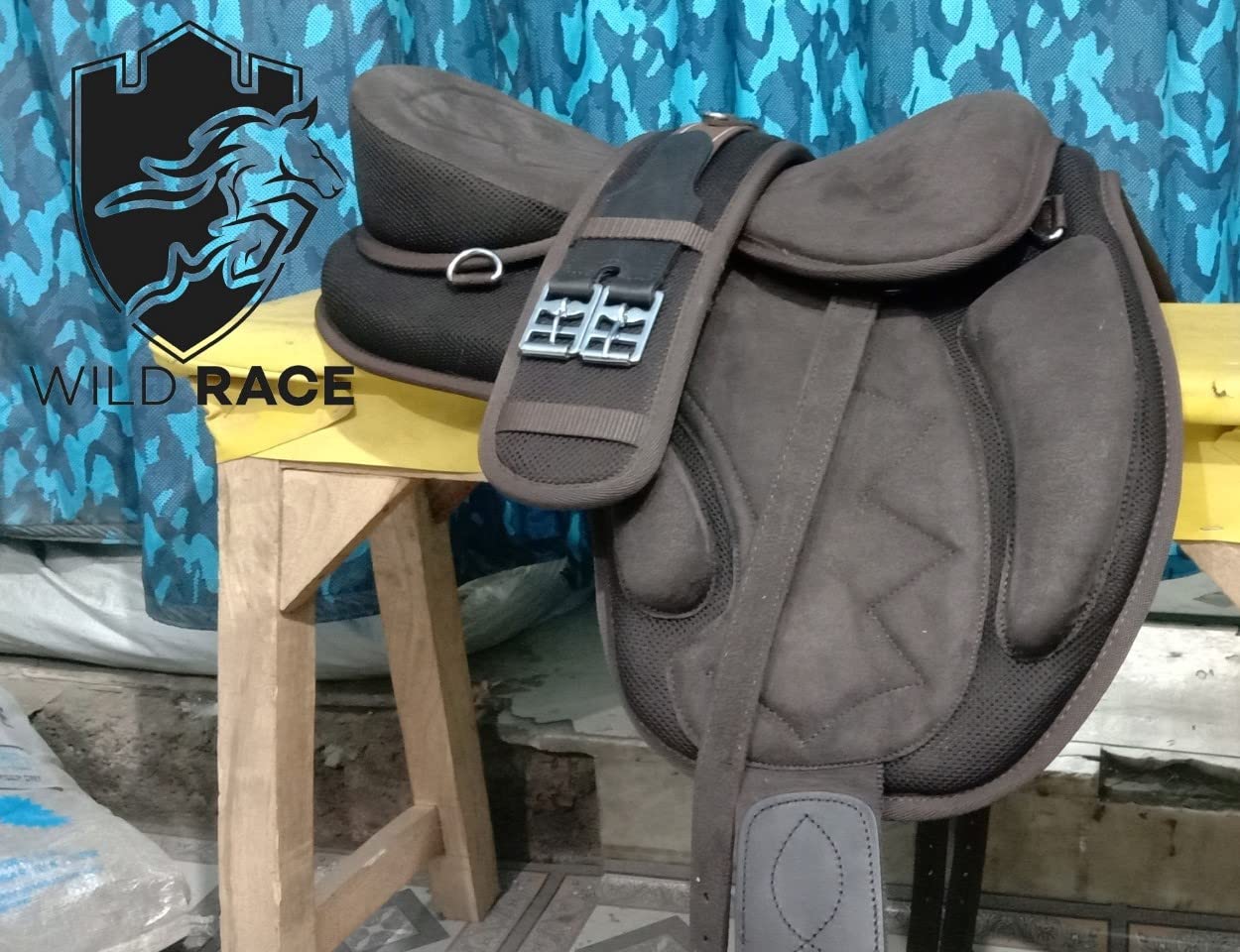 WILD RACE New ZigZag Design Treeless Synthetic Freemax Saddle + Matching Girth (Brown, 16.5)