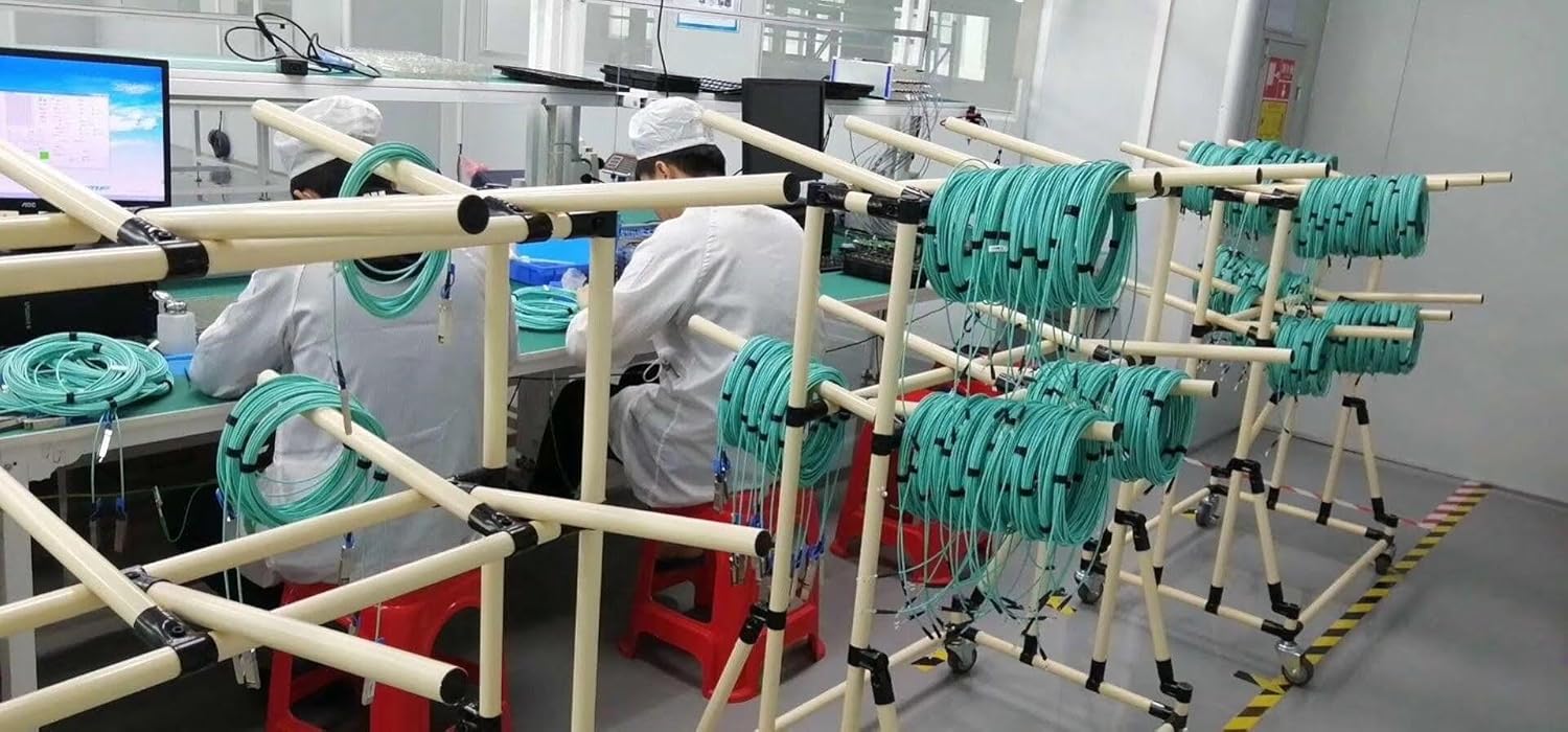 10G SFP+ AOC Cables 10G SFP+ to SFP+ Active Optical Cable Compatible with Netgear,Cisco SFP-10G-AOC1M, Ubiquiti, 1-Meter