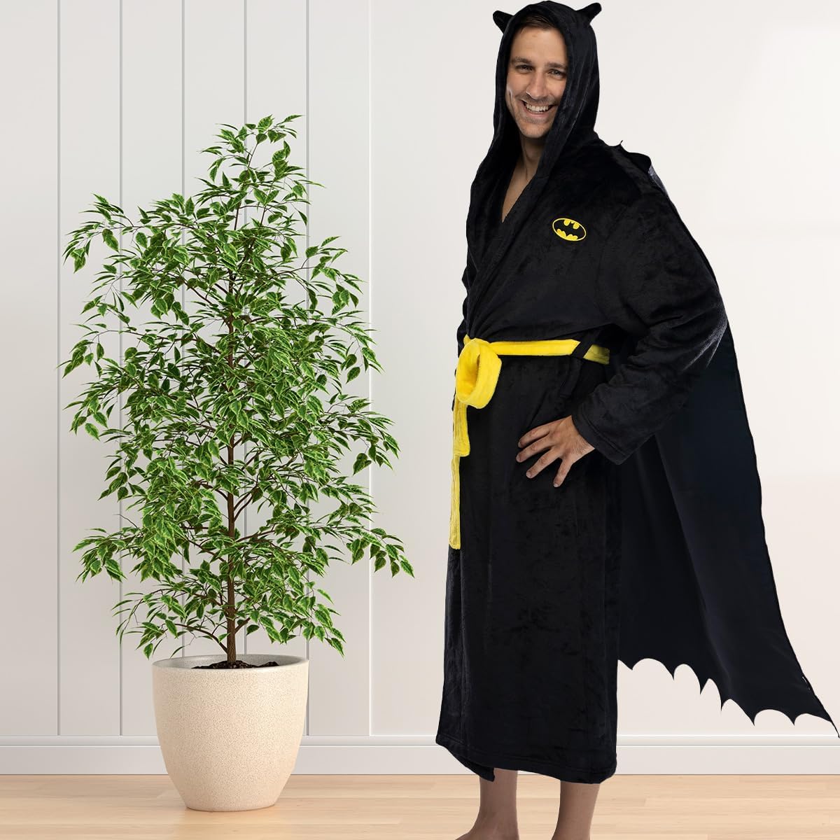 INTIMO DC Comics Adult Superhero Plush Fleece Hooded Costume Robe - Image 6