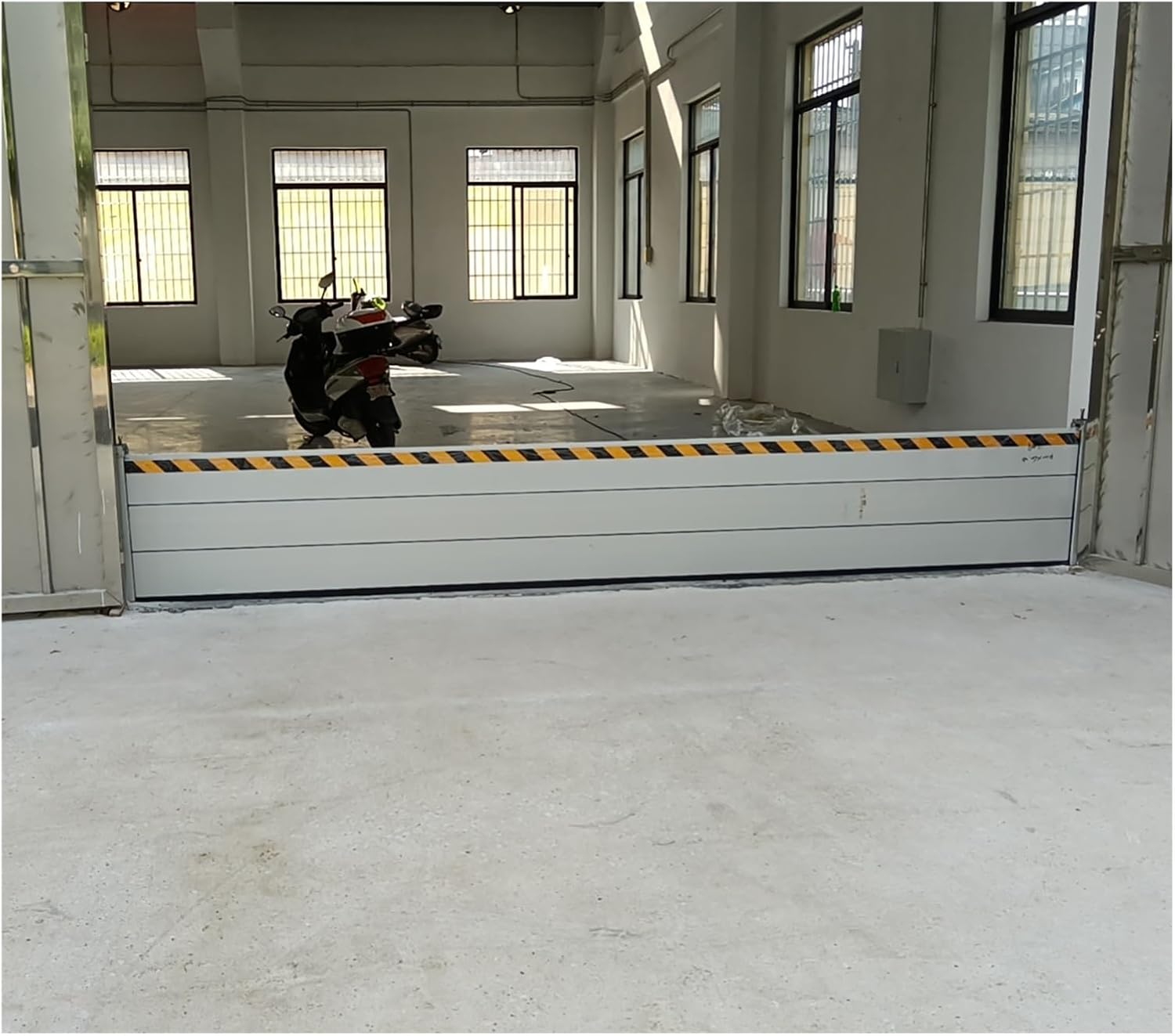 Garage Door Reusable Flood Barriers Water Prevention System, Driveway/Outdoor/Shed/Front Door, Thickened Upright Portable Water Stopper Shield Flood Control Barrier (Color : H 60cm(24in)